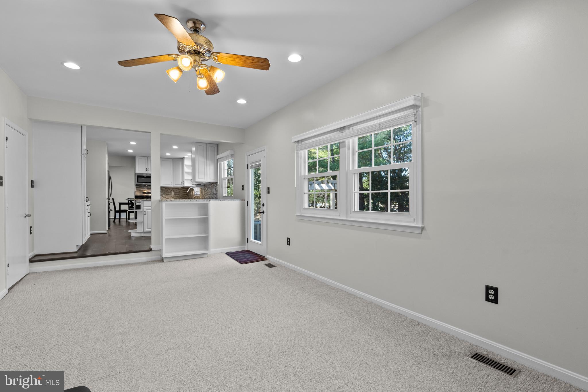 FRANKLIN FARM - Residential
