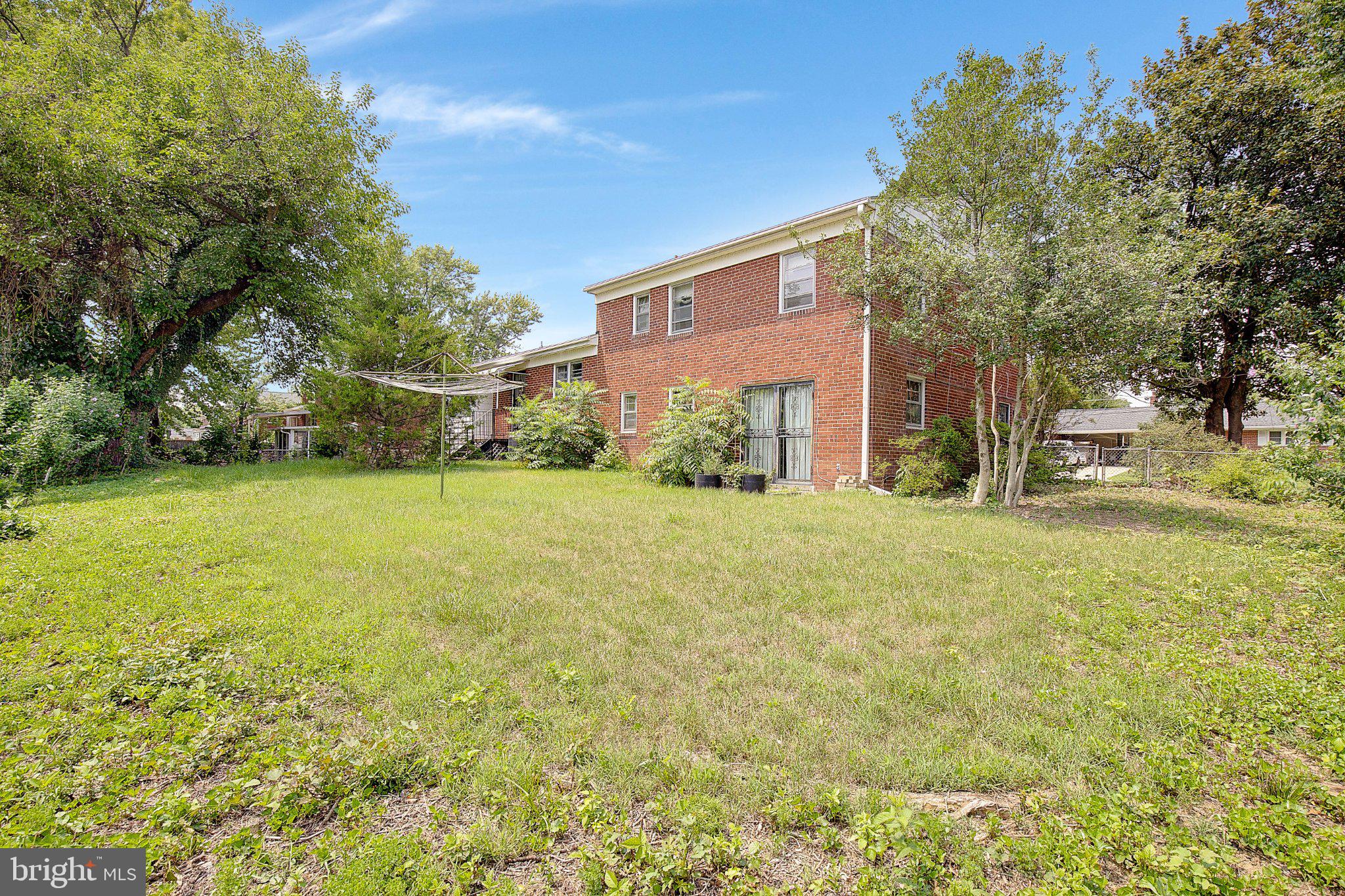 DORCHESTER ESTATES - Residential