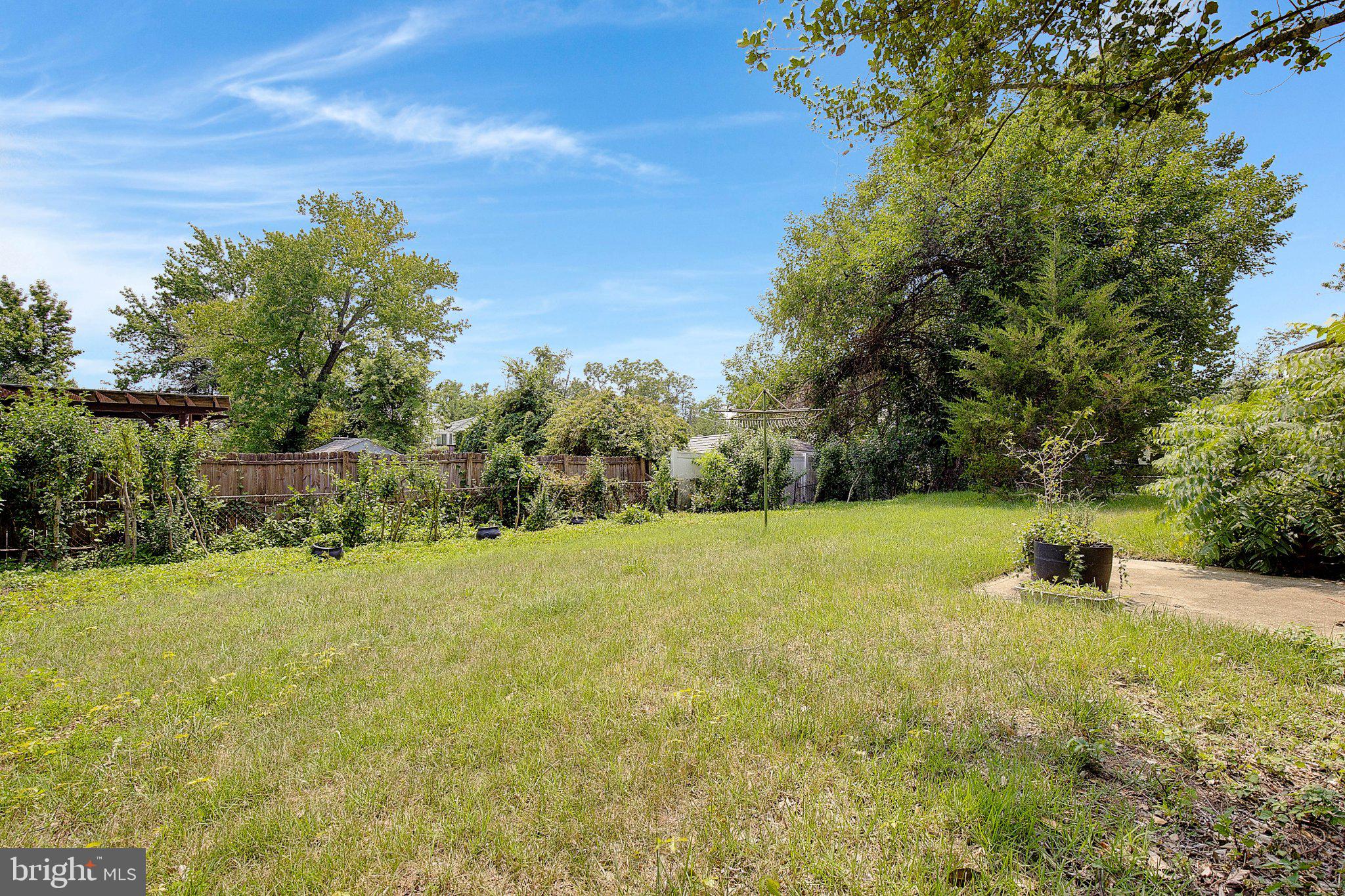 DORCHESTER ESTATES - Residential
