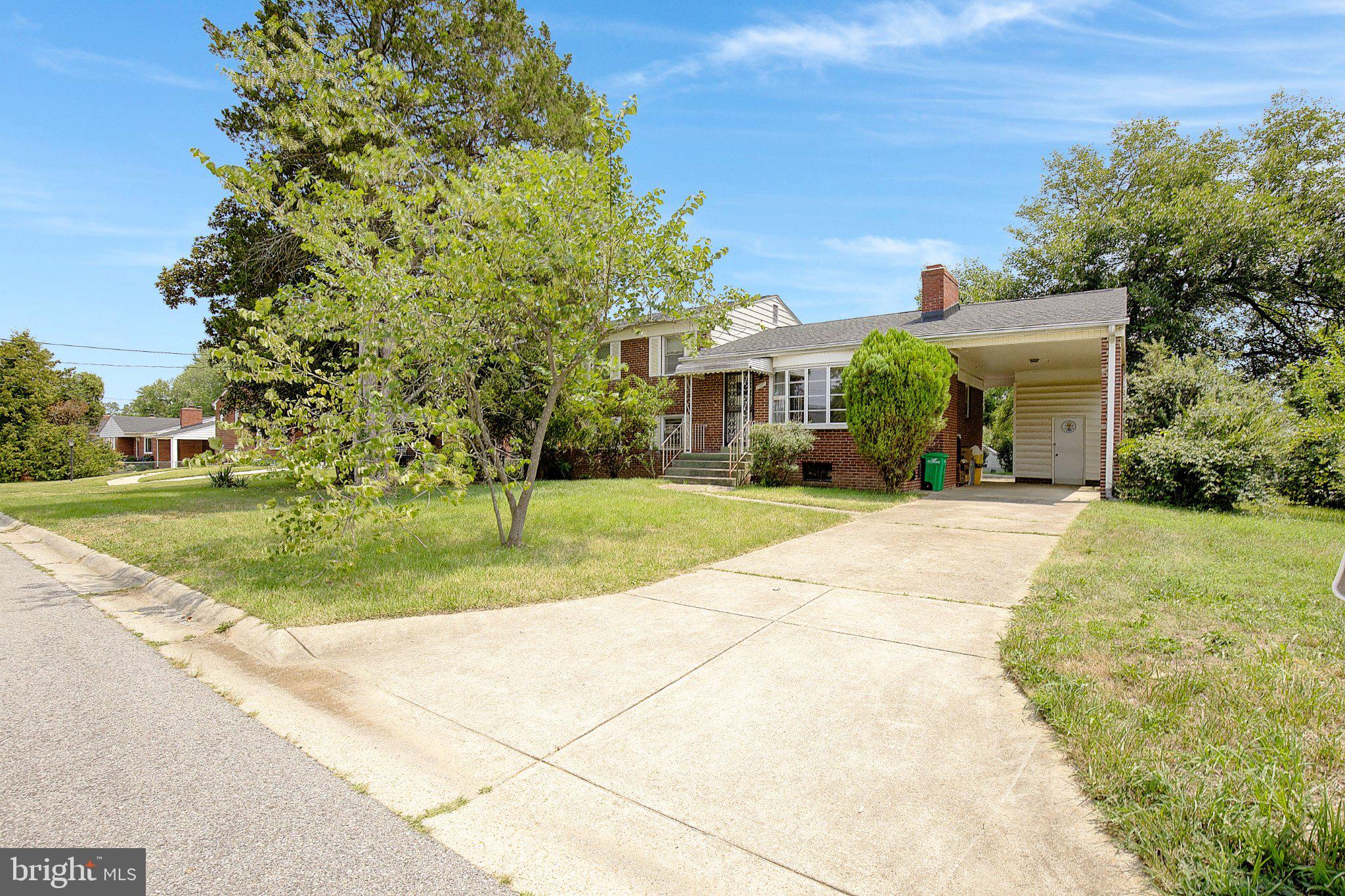 DORCHESTER ESTATES - Residential