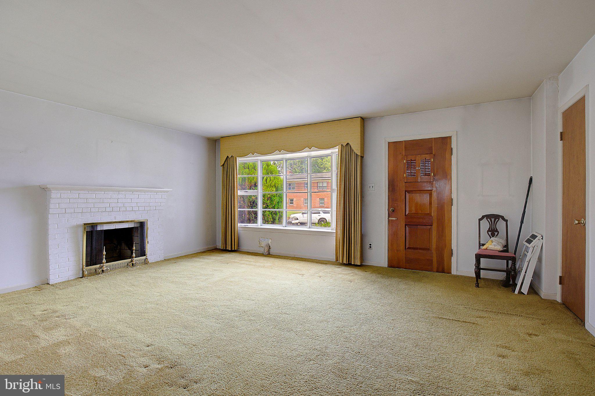 DORCHESTER ESTATES - Residential