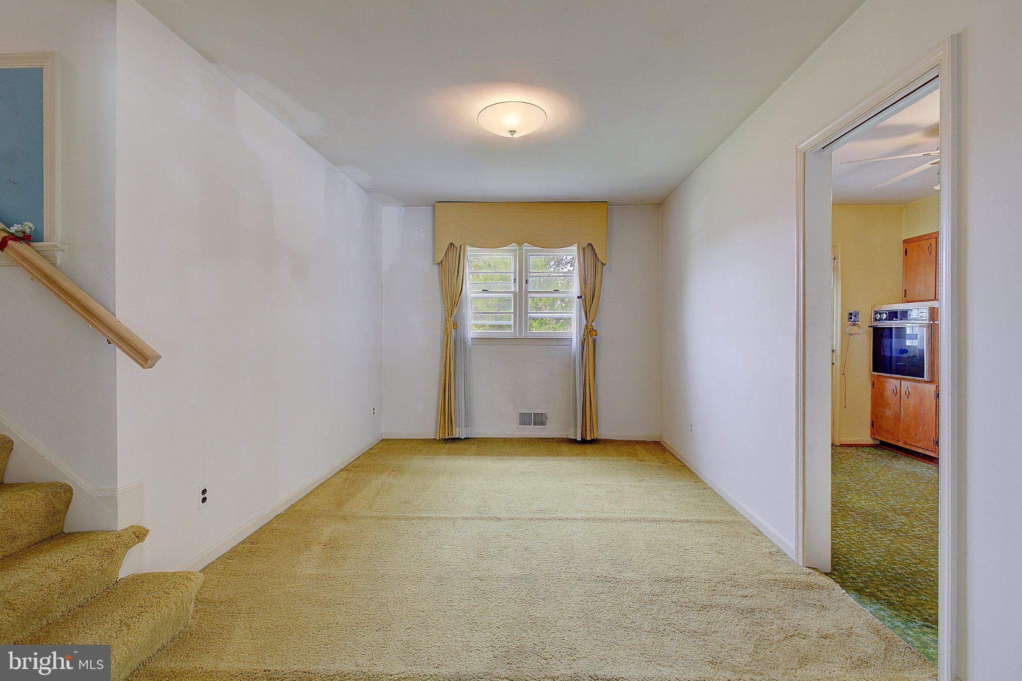 DORCHESTER ESTATES - Residential