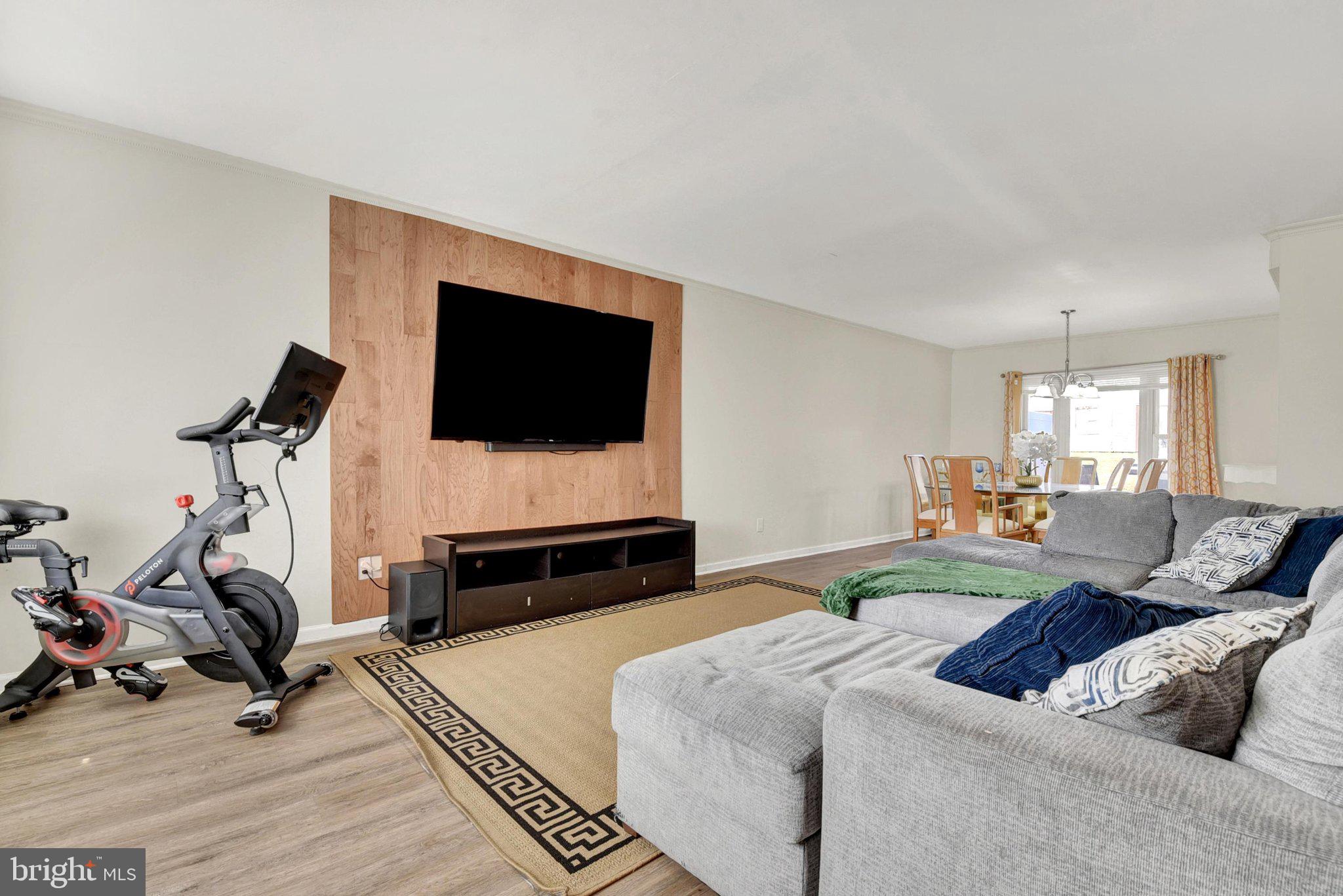 PAXTON CROSSING - Residential