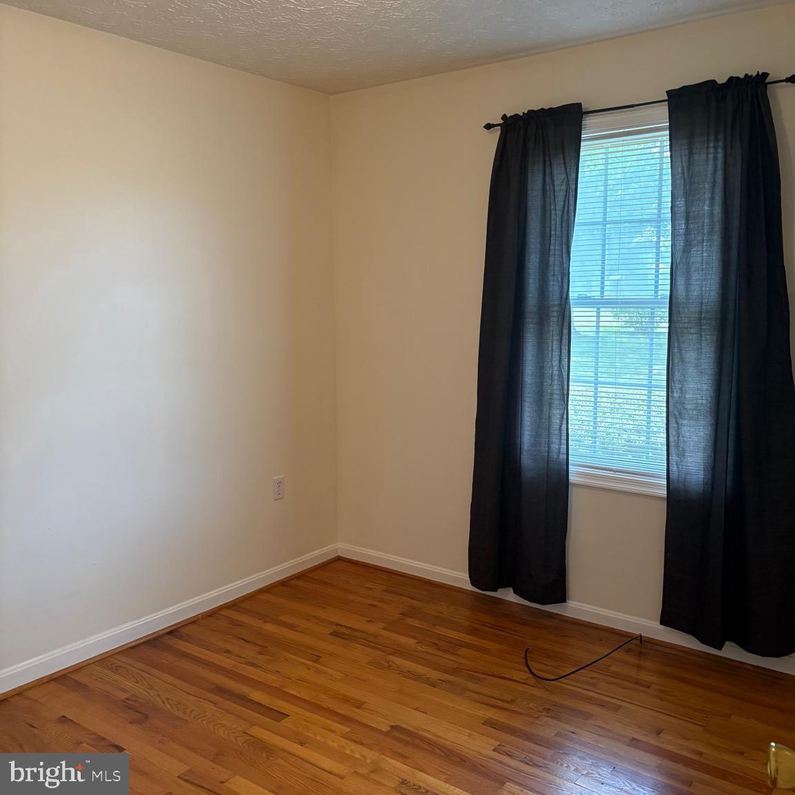 BURNING KNOLLS - Residential