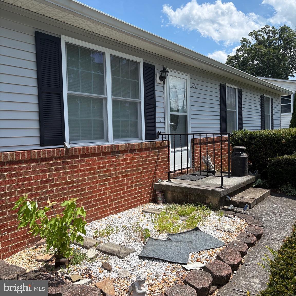 BURNING KNOLLS - Residential