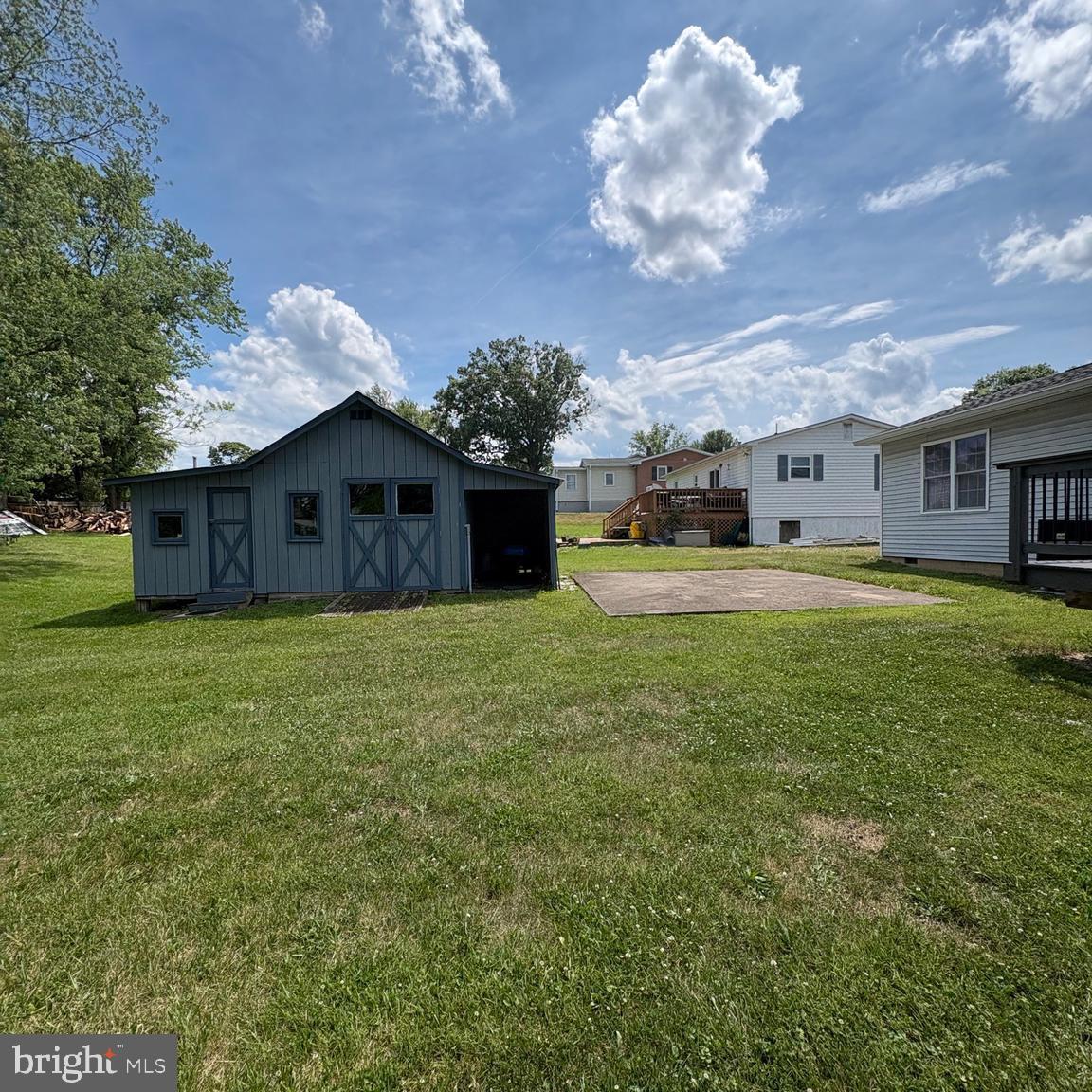 BURNING KNOLLS - Residential