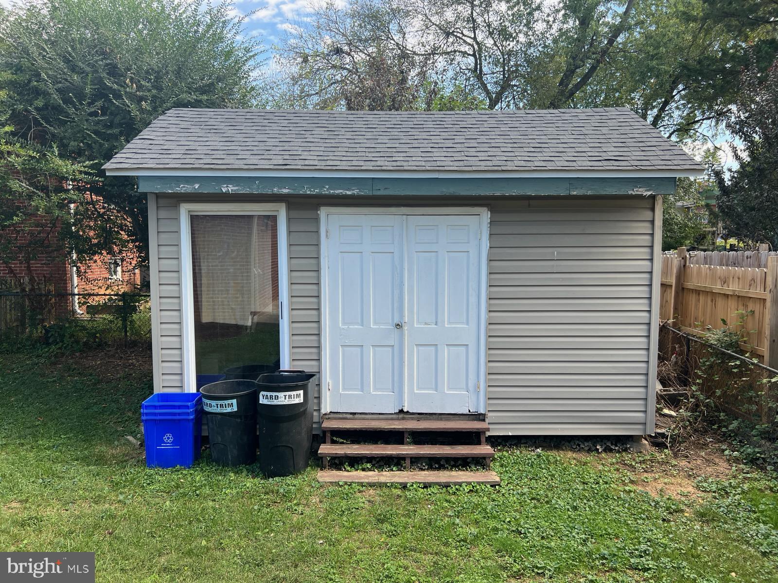 CARROLL KNOLLS - Residential Lease