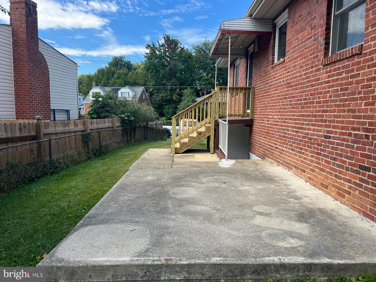 CARROLL KNOLLS - Residential Lease