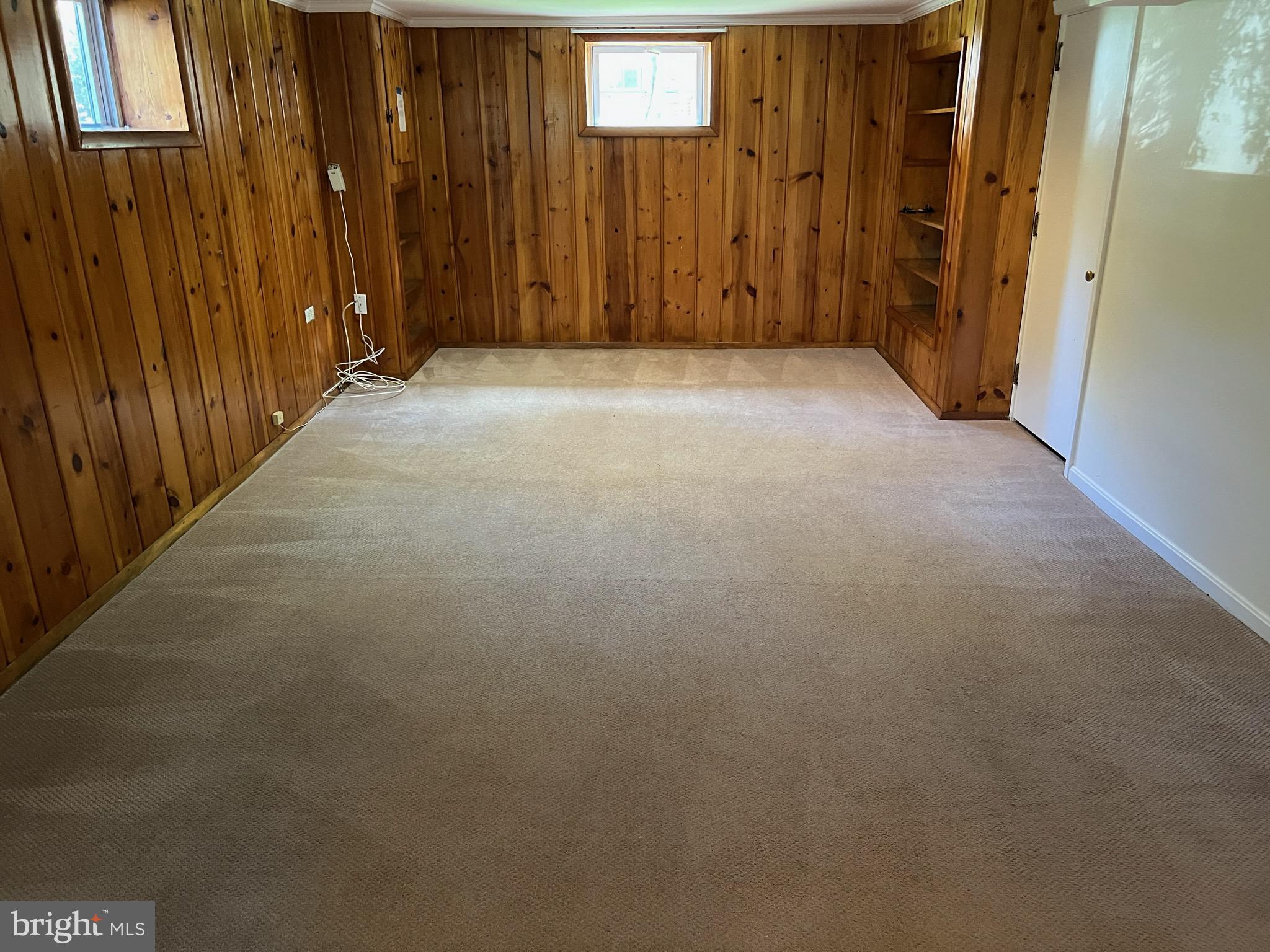 CARROLL KNOLLS - Residential Lease