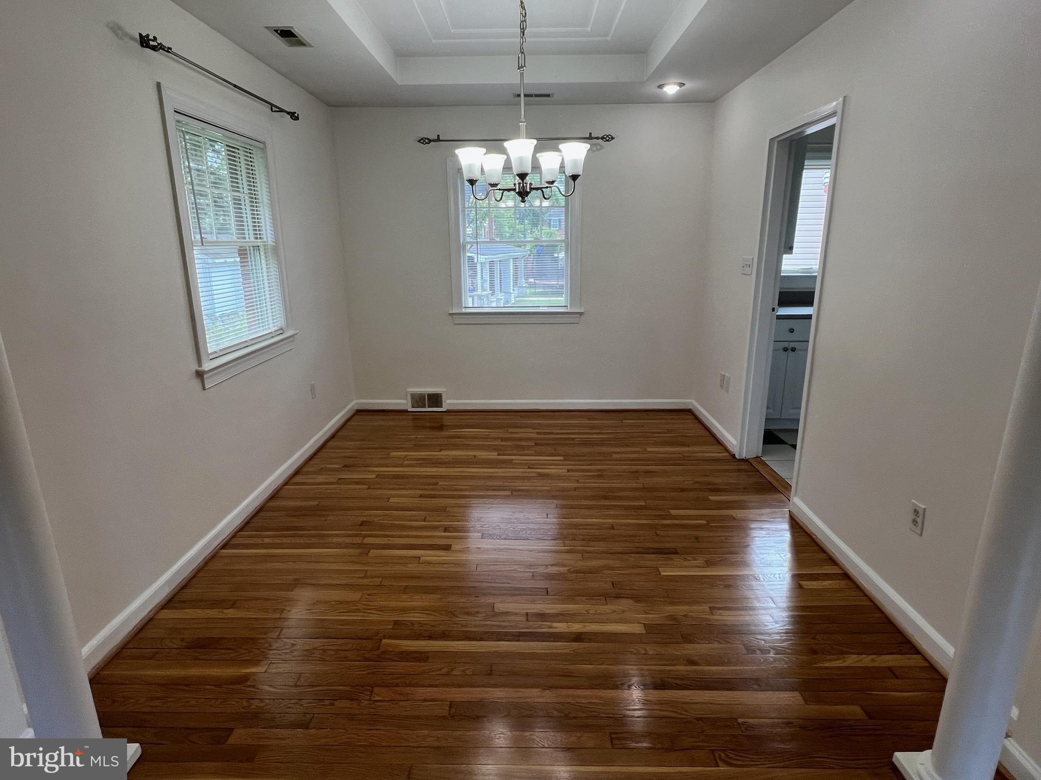 CARROLL KNOLLS - Residential Lease