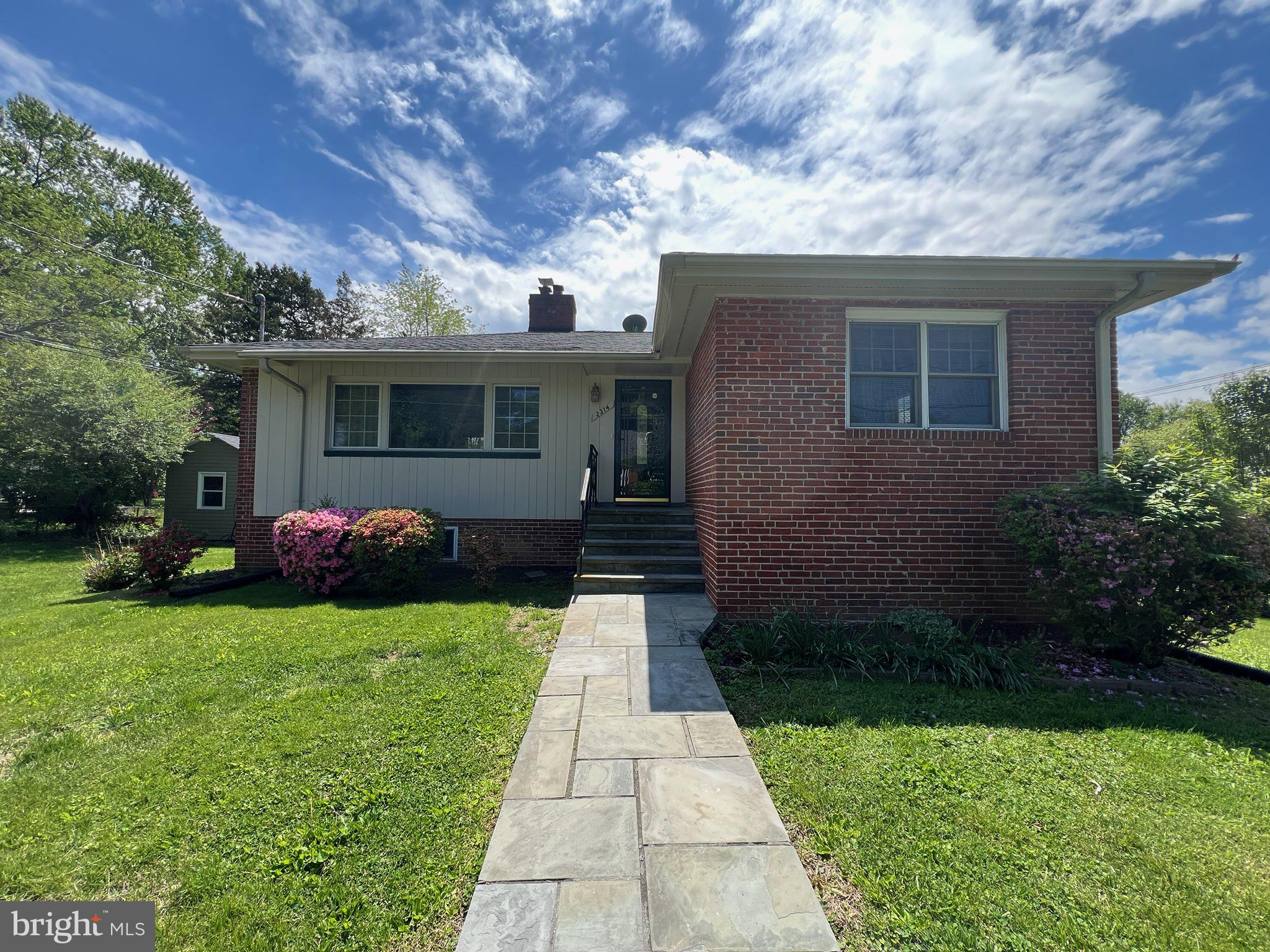 Immaculate rambler on large corner lot with fully fenced yard**Updated kitchen with ceramic tile floor**Living room features cathedral ceiling & fireplace**All hardwood flooring on main level has been refinished**Master bedroom with crown molding**Updated bathroom w/ceramic tile shower stall & flooring**Fully finished basement with large rec room, den, office/study and full bathroom** Large shed & driveway**Property available  immediately**Sorry no pets over 25lbs.