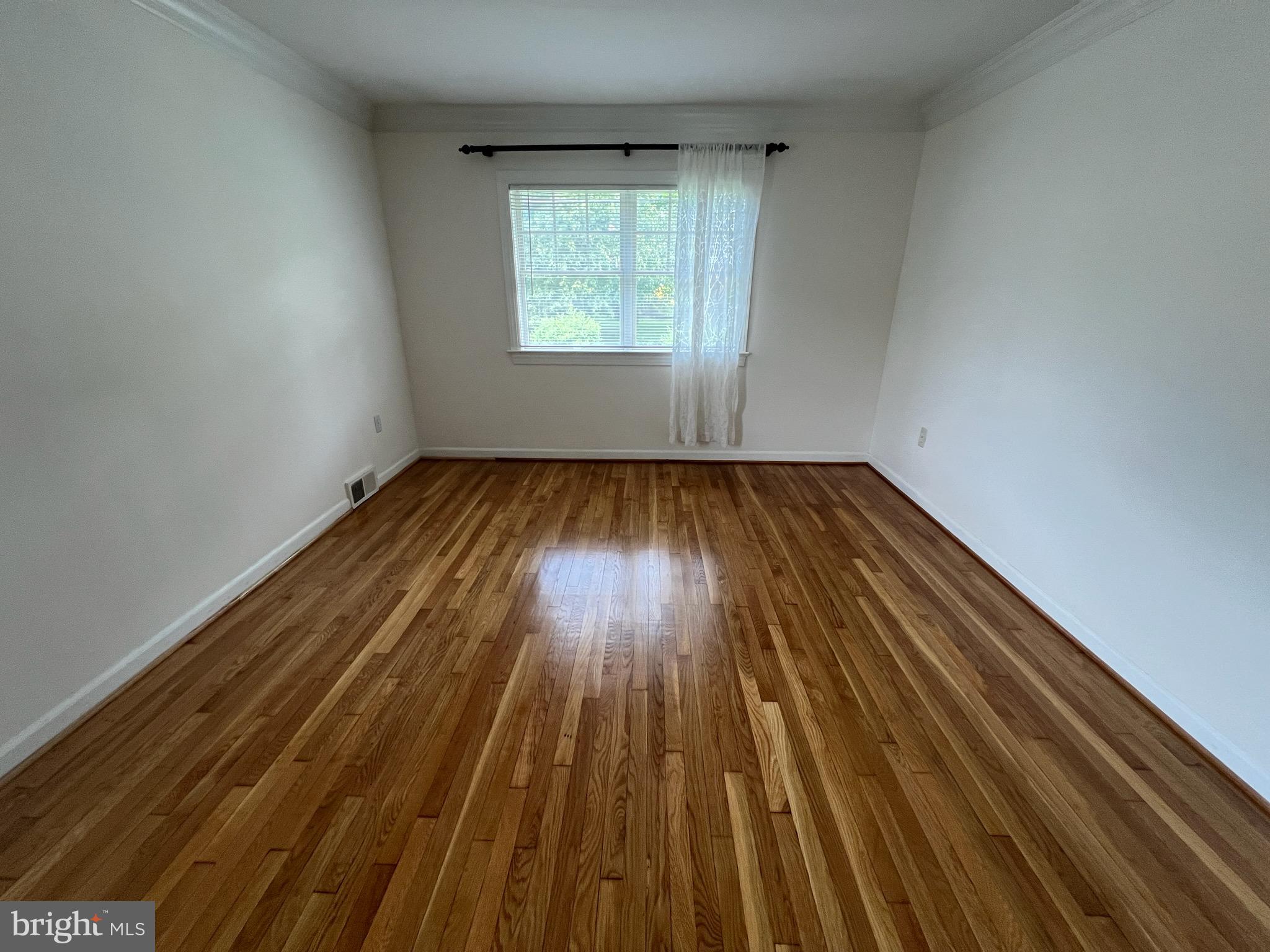 CARROLL KNOLLS - Residential Lease
