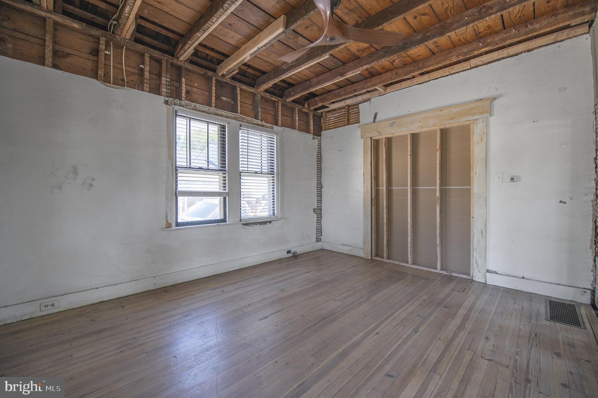 WOODLYN - Residential