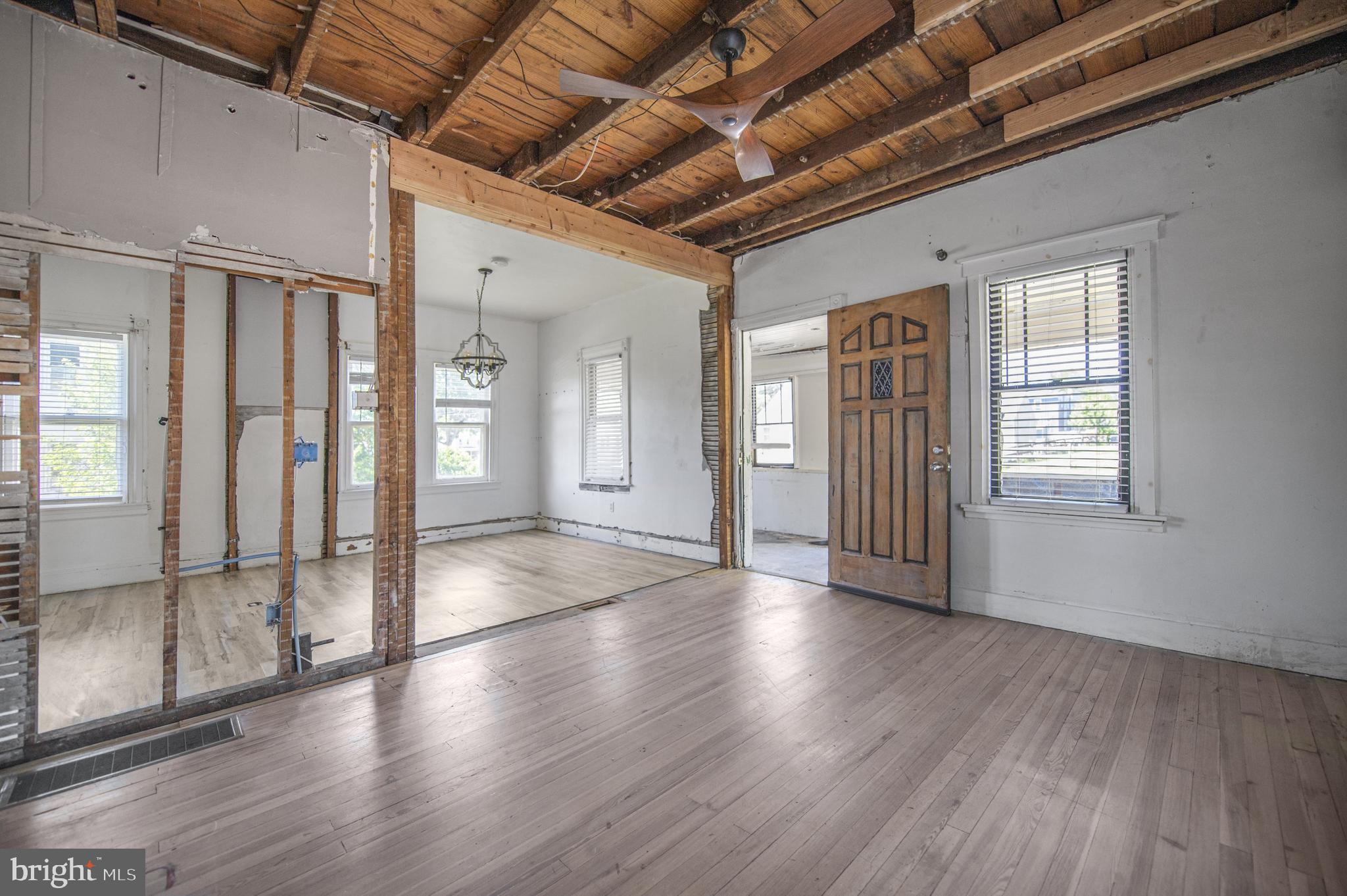 WOODLYN - Residential