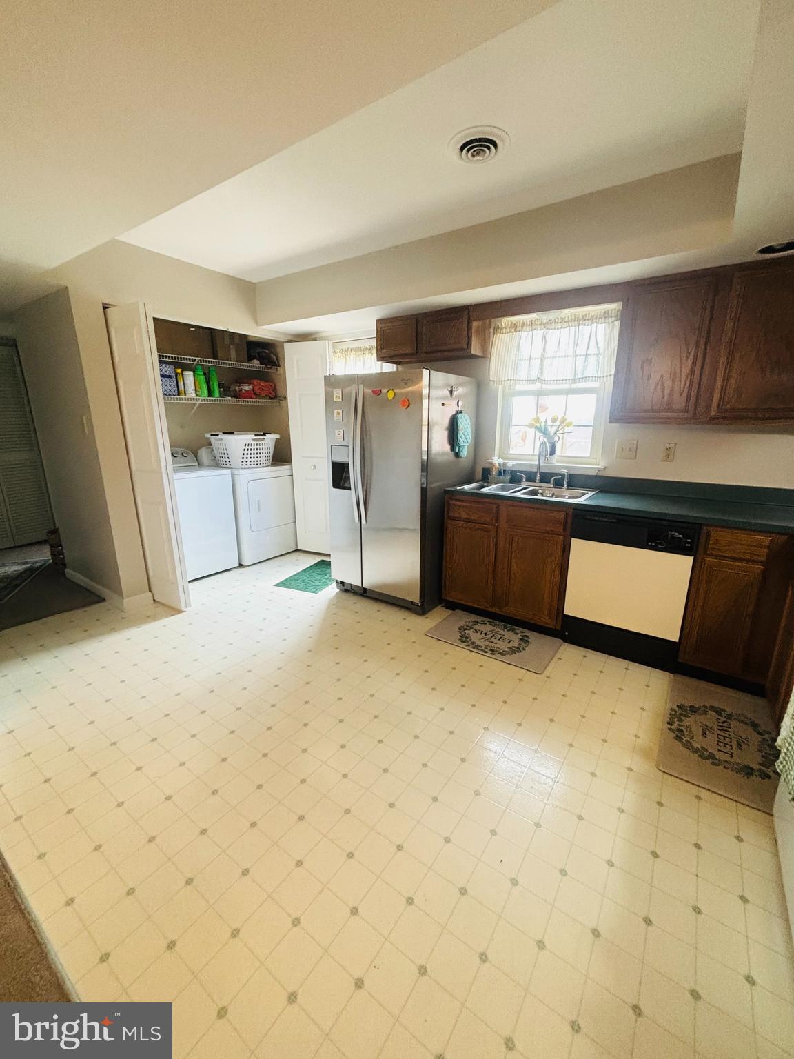 CROWN POINTE - Residential