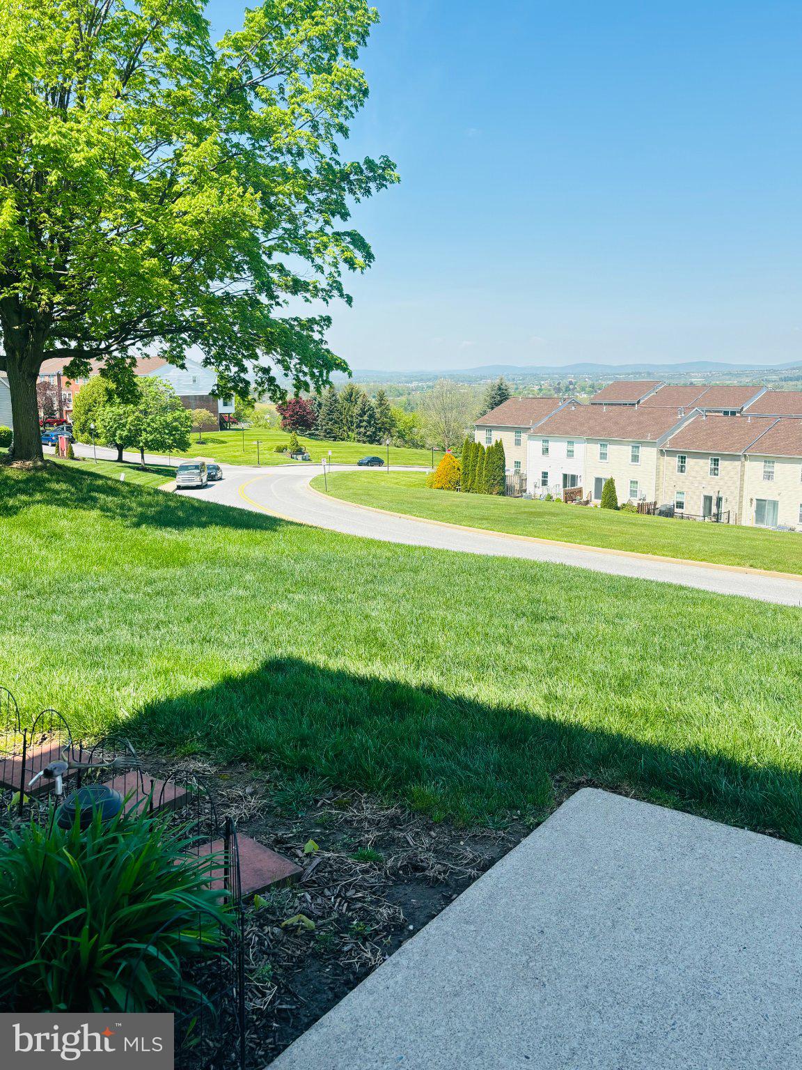 CROWN POINTE - Residential
