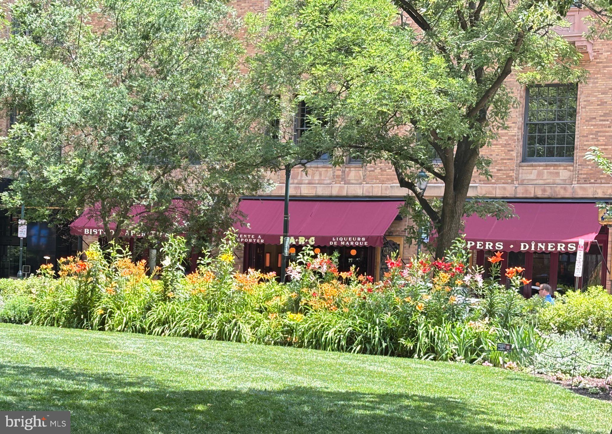 RITTENHOUSE SQUARE - Residential