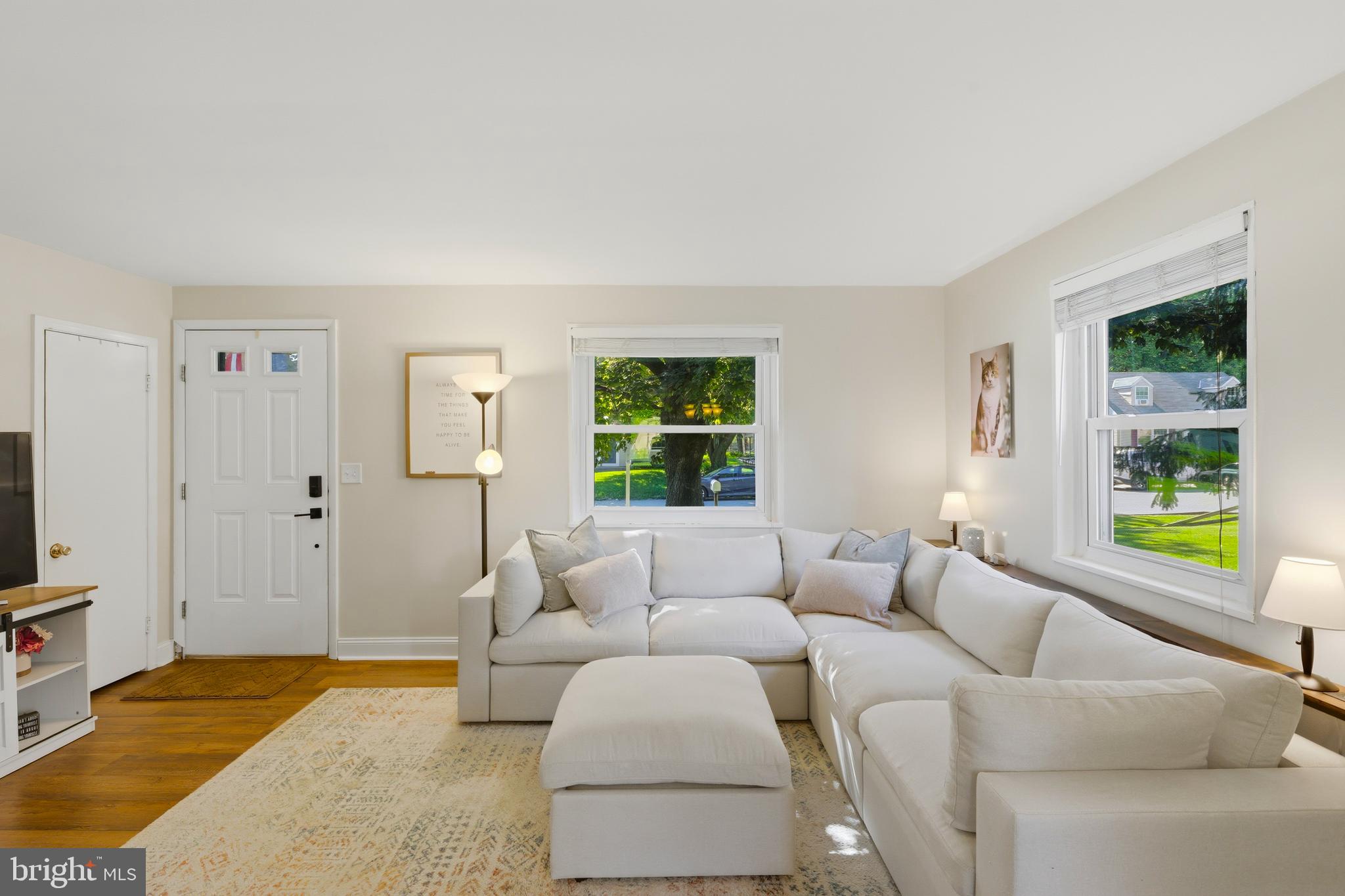 GREENTOP MANOR - Residential