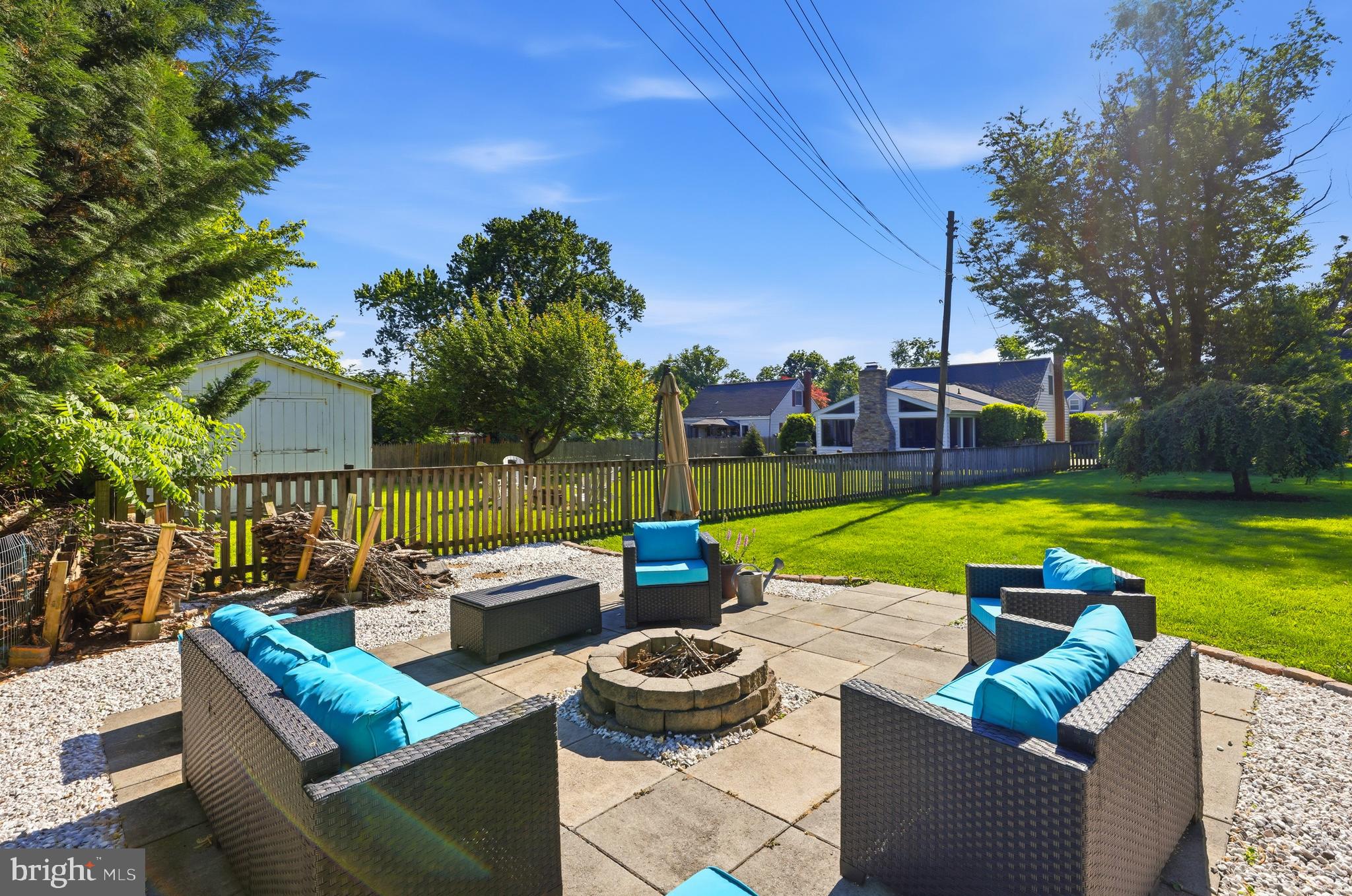 GREENTOP MANOR - Residential