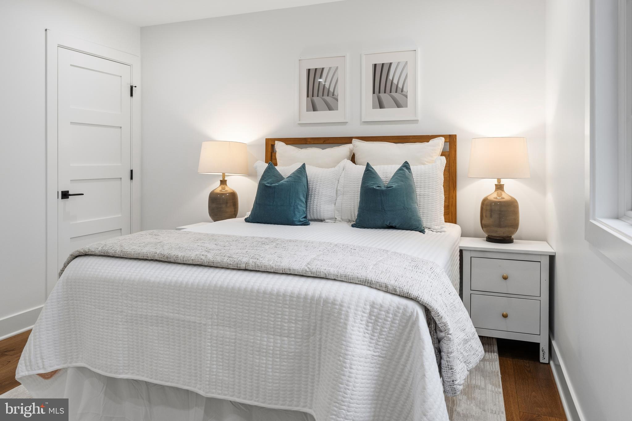 ROCKCREST - Residential