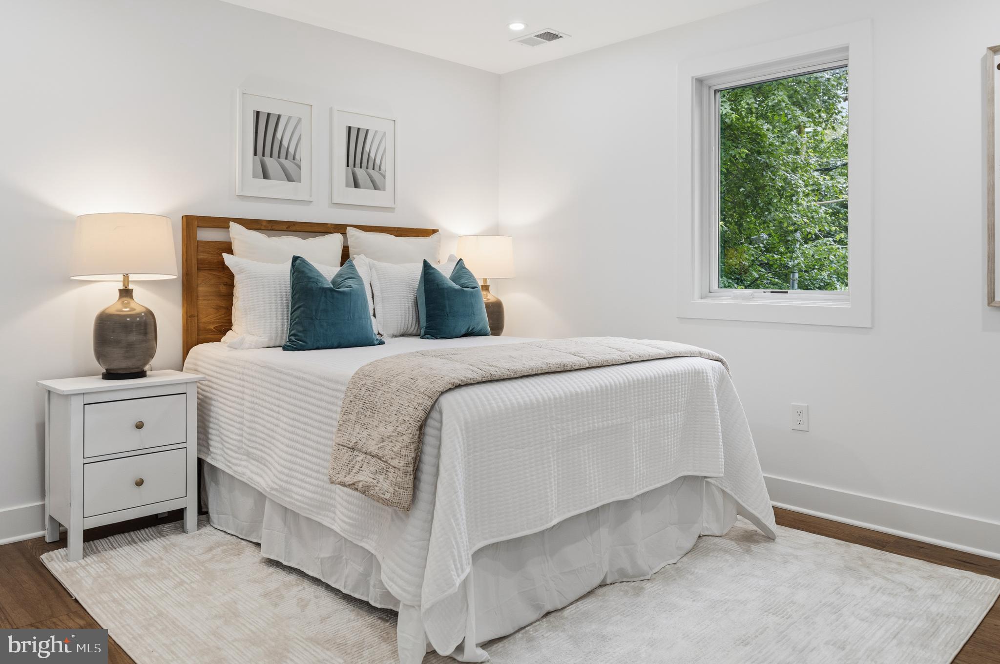 ROCKCREST - Residential