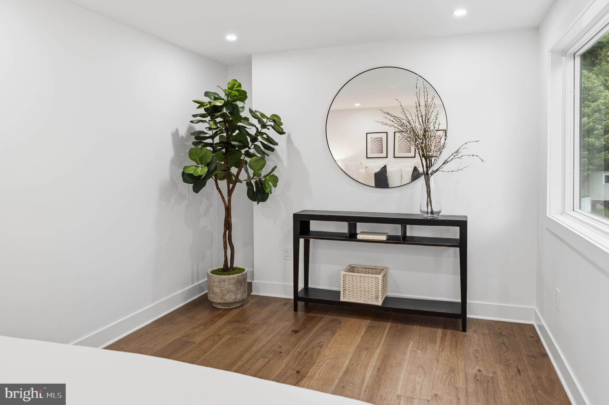 ROCKCREST - Residential