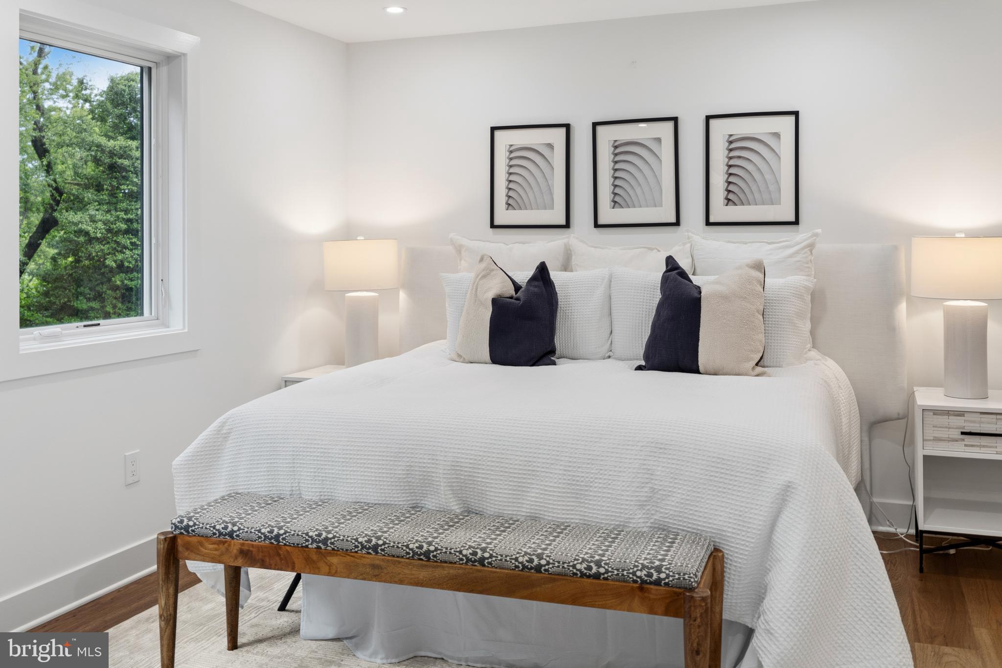 ROCKCREST - Residential