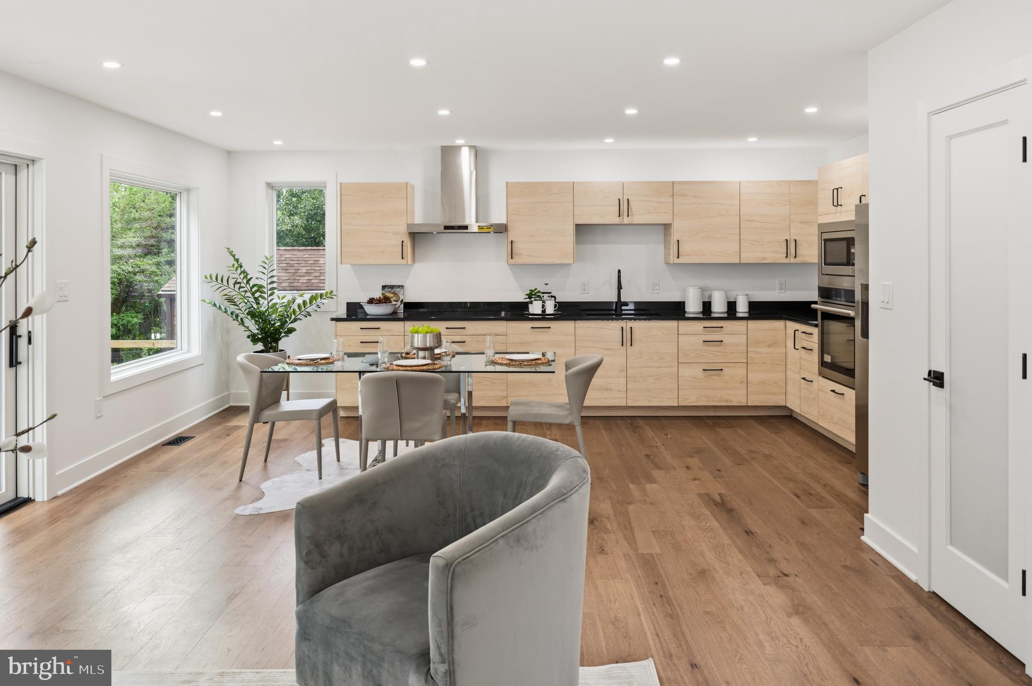 ROCKCREST - Residential