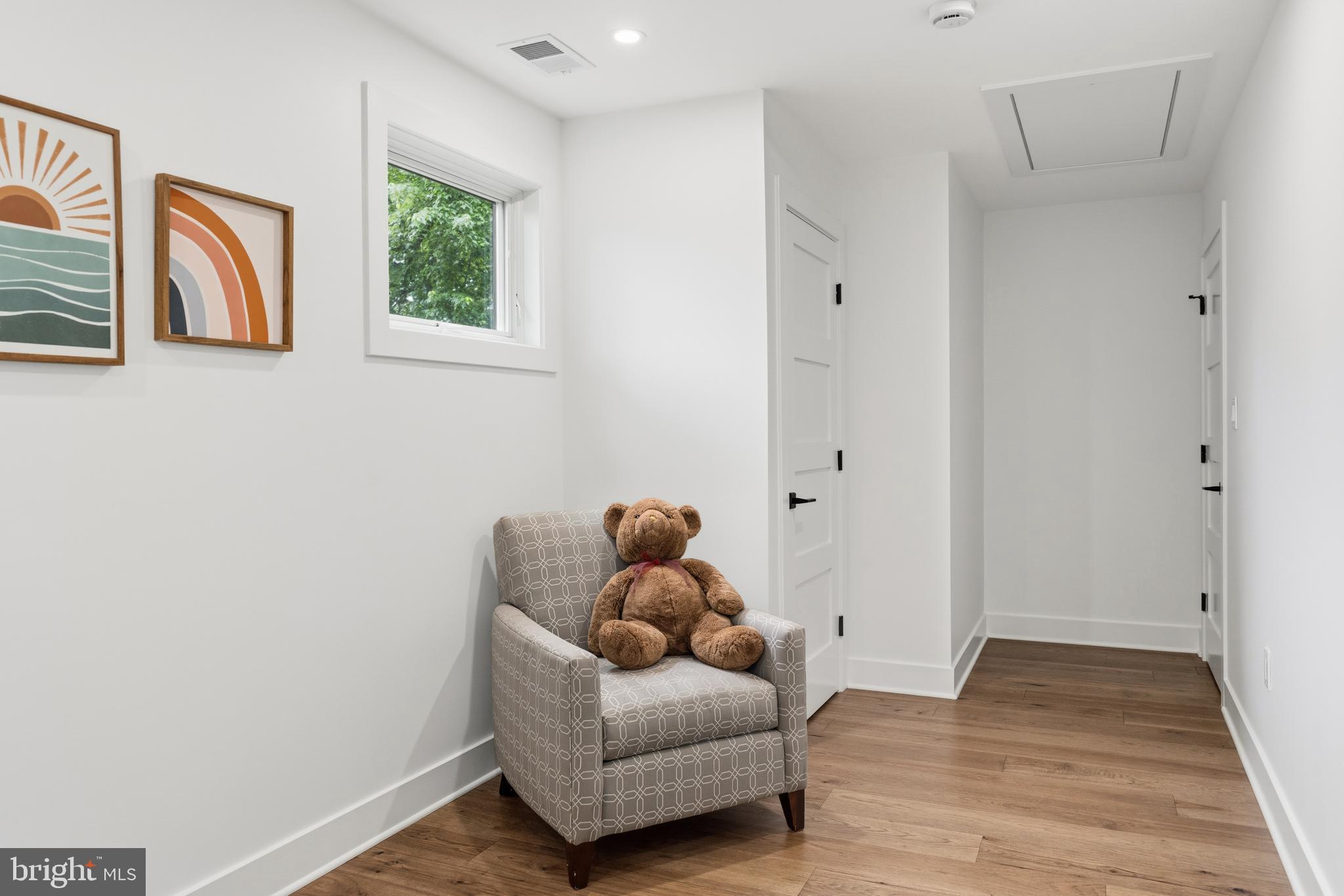 ROCKCREST - Residential