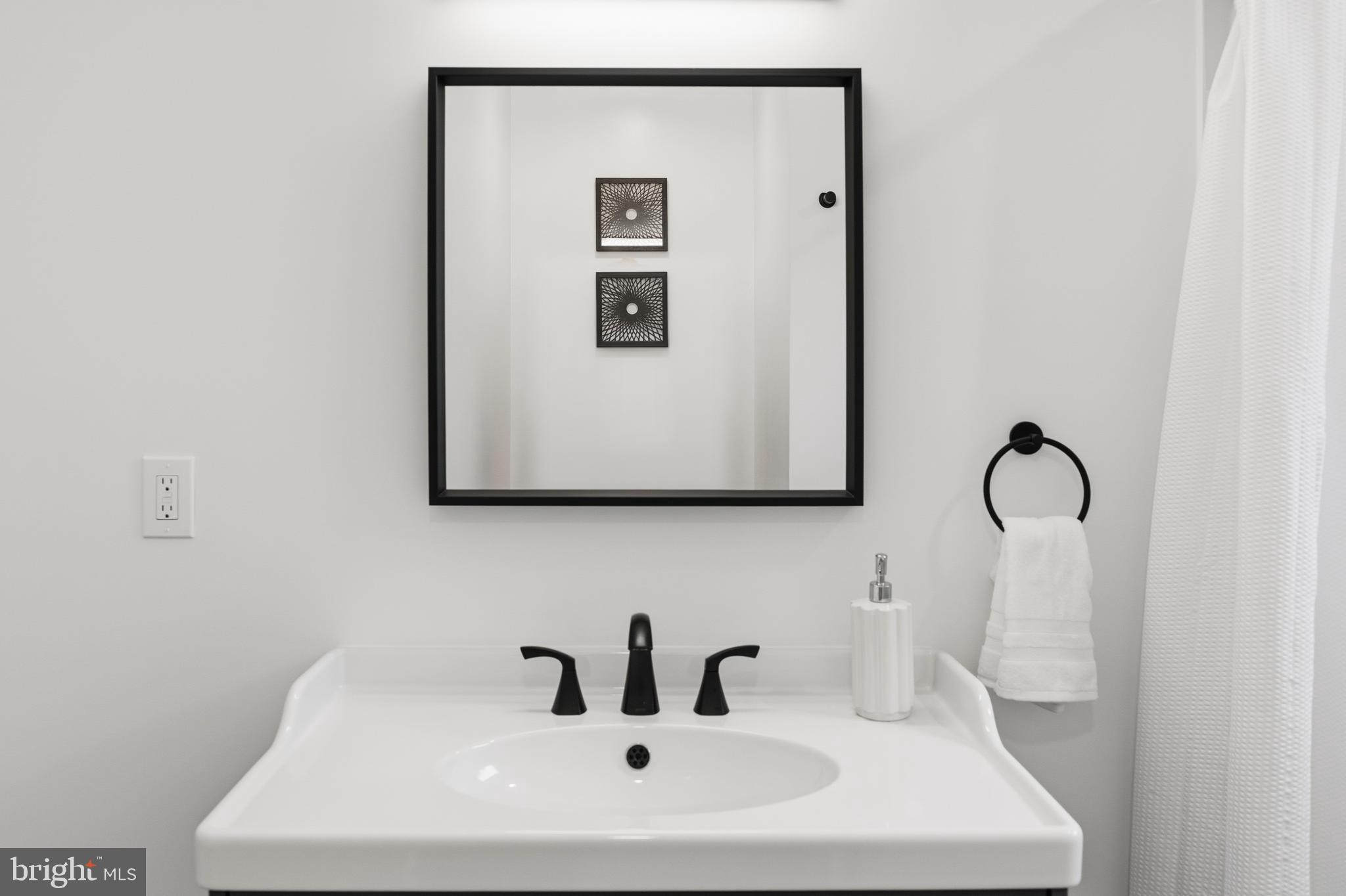 ROCKCREST - Residential