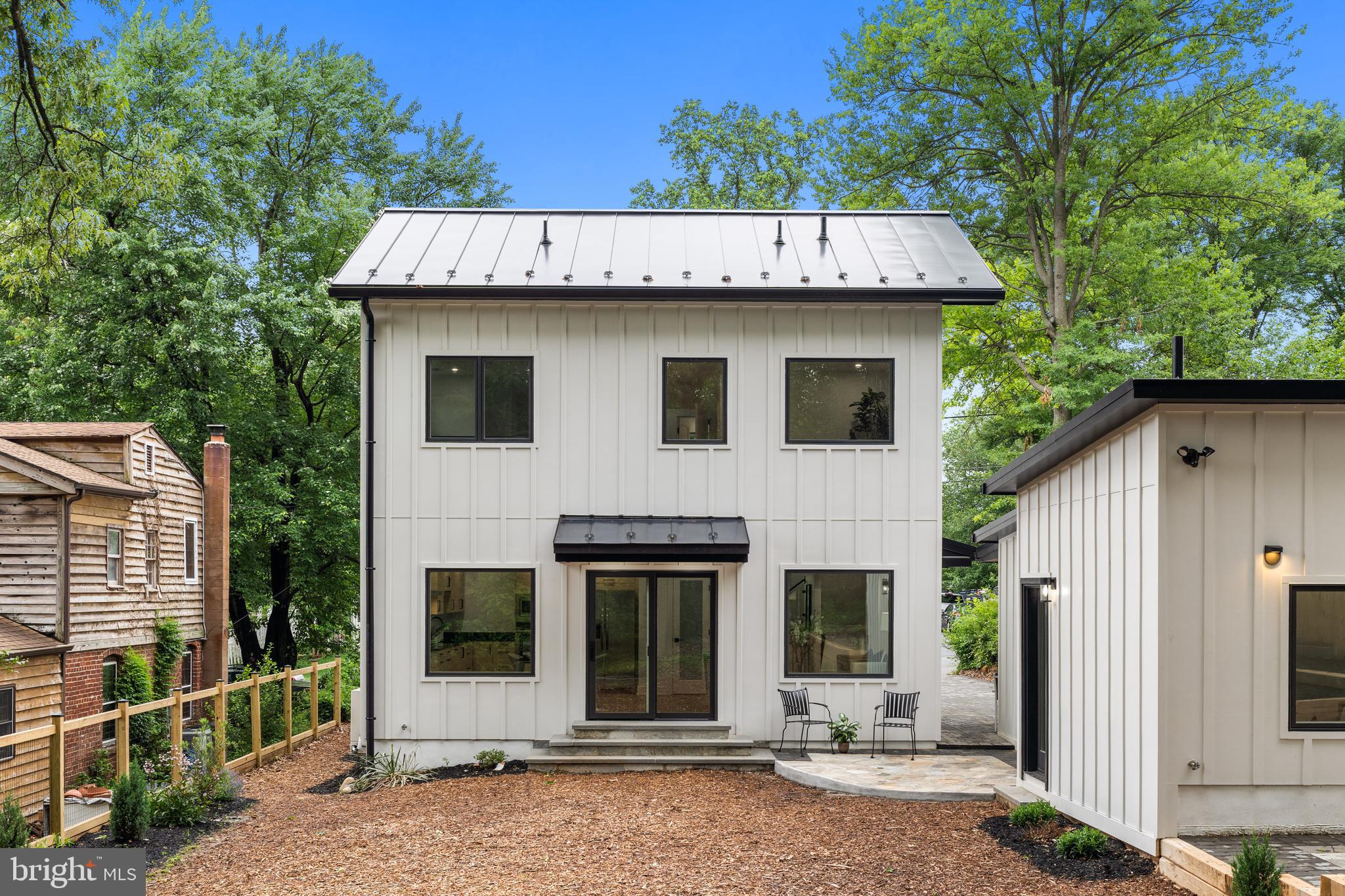 ROCKCREST - Residential