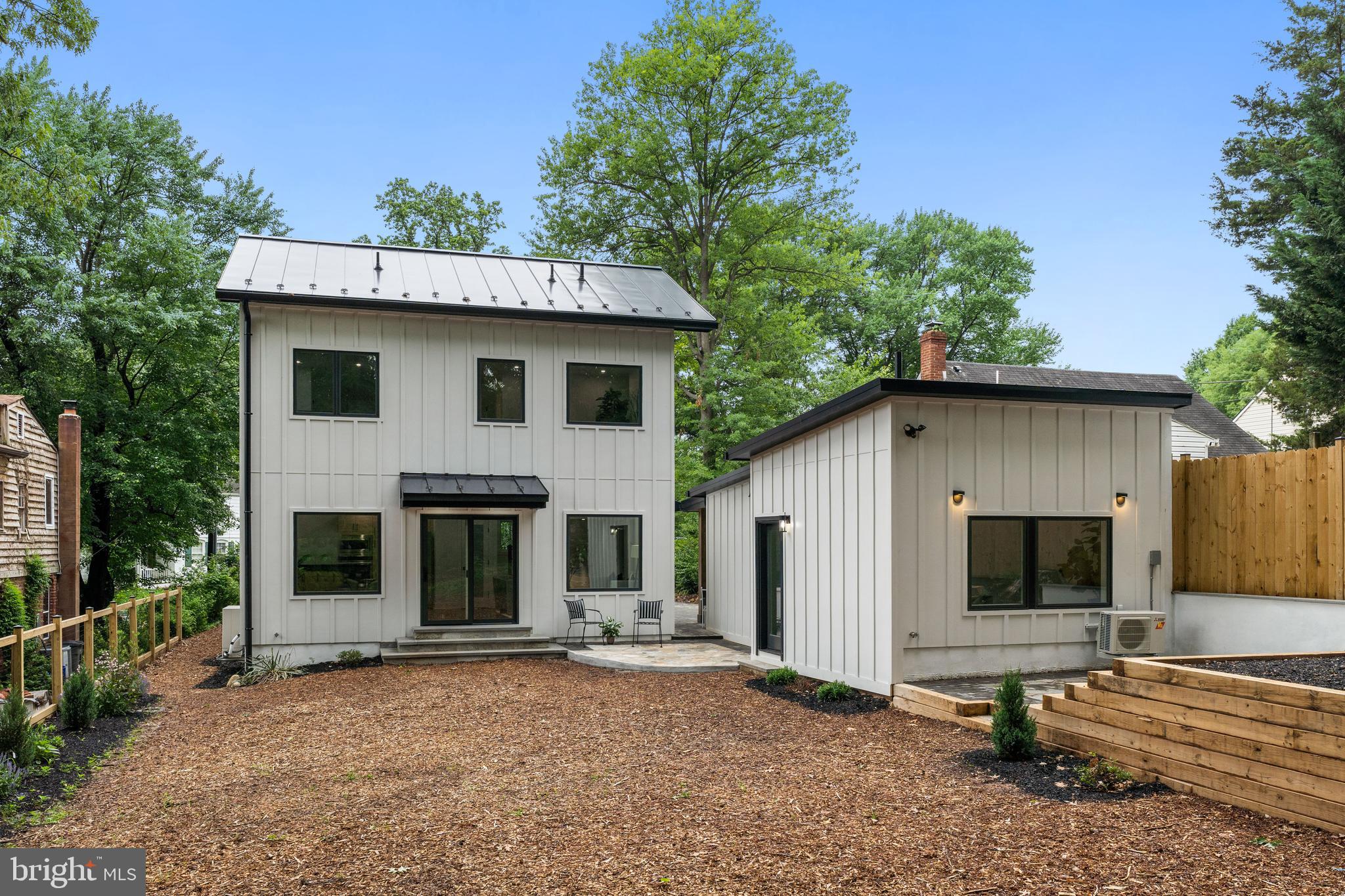ROCKCREST - Residential