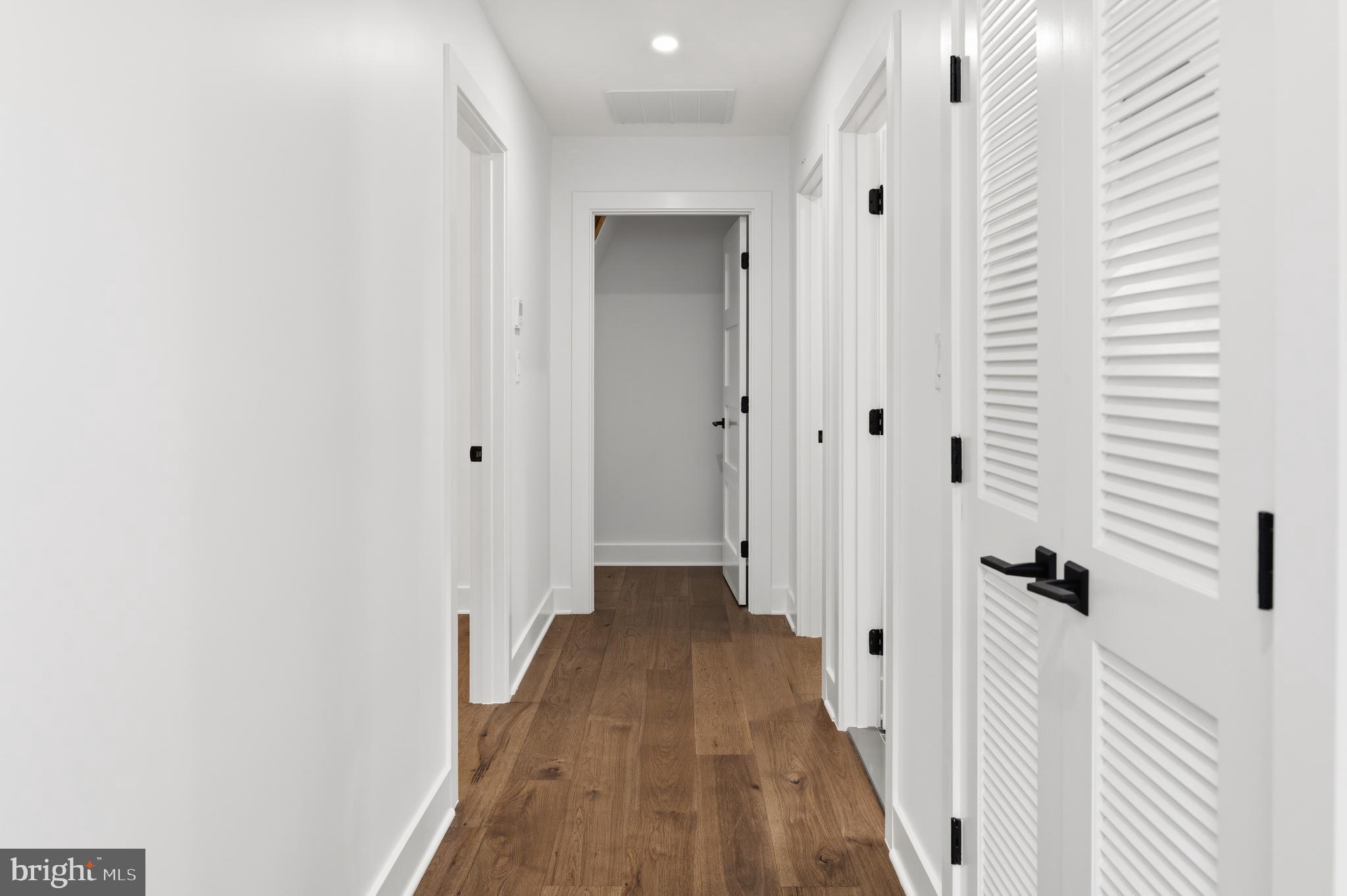 ROCKCREST - Residential