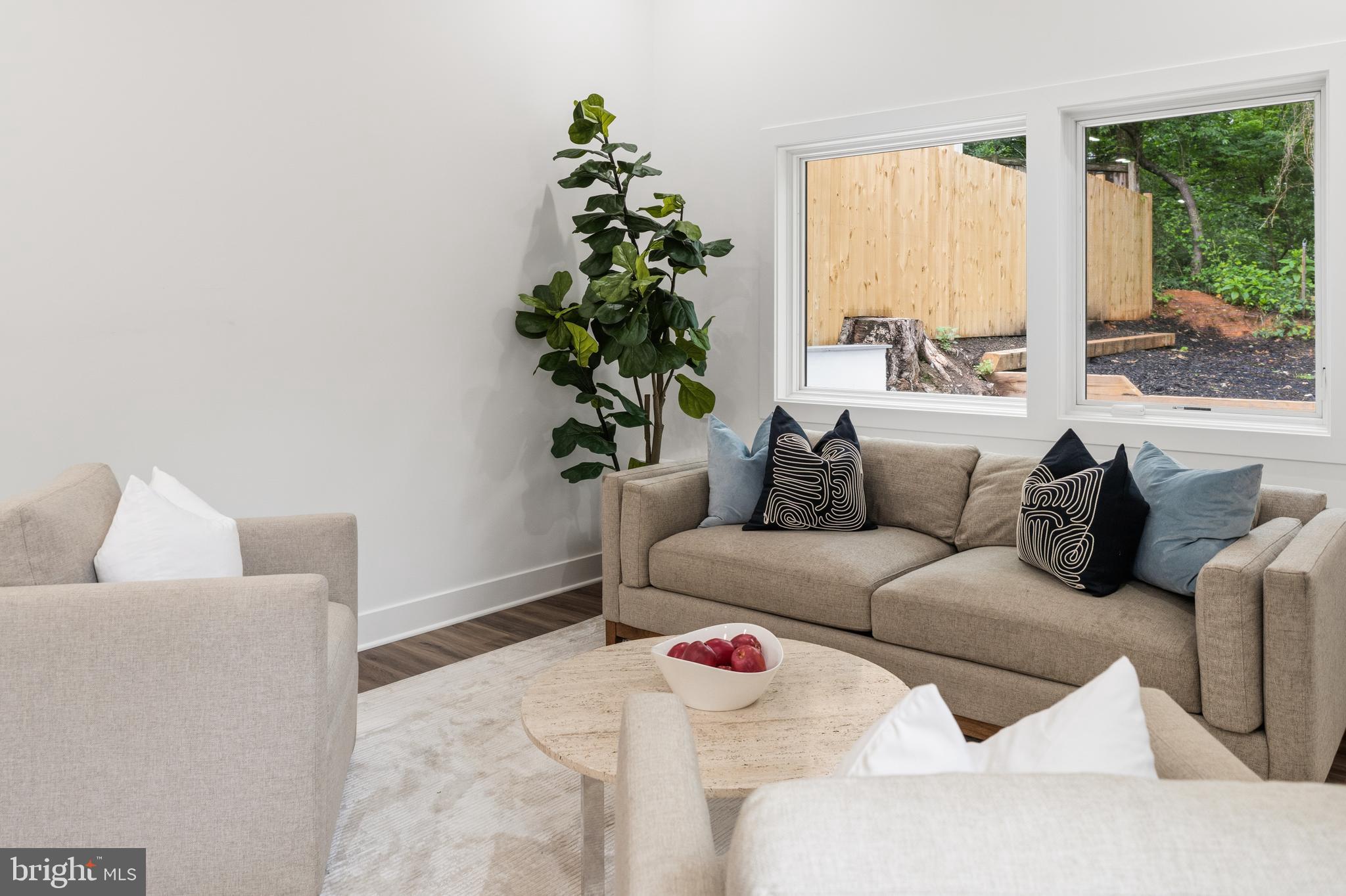 ROCKCREST - Residential