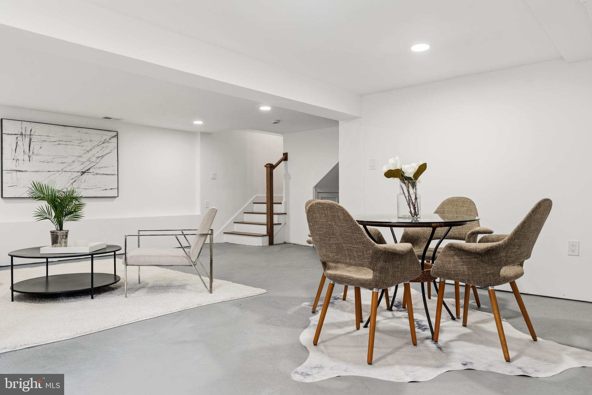 ROCKCREST - Residential
