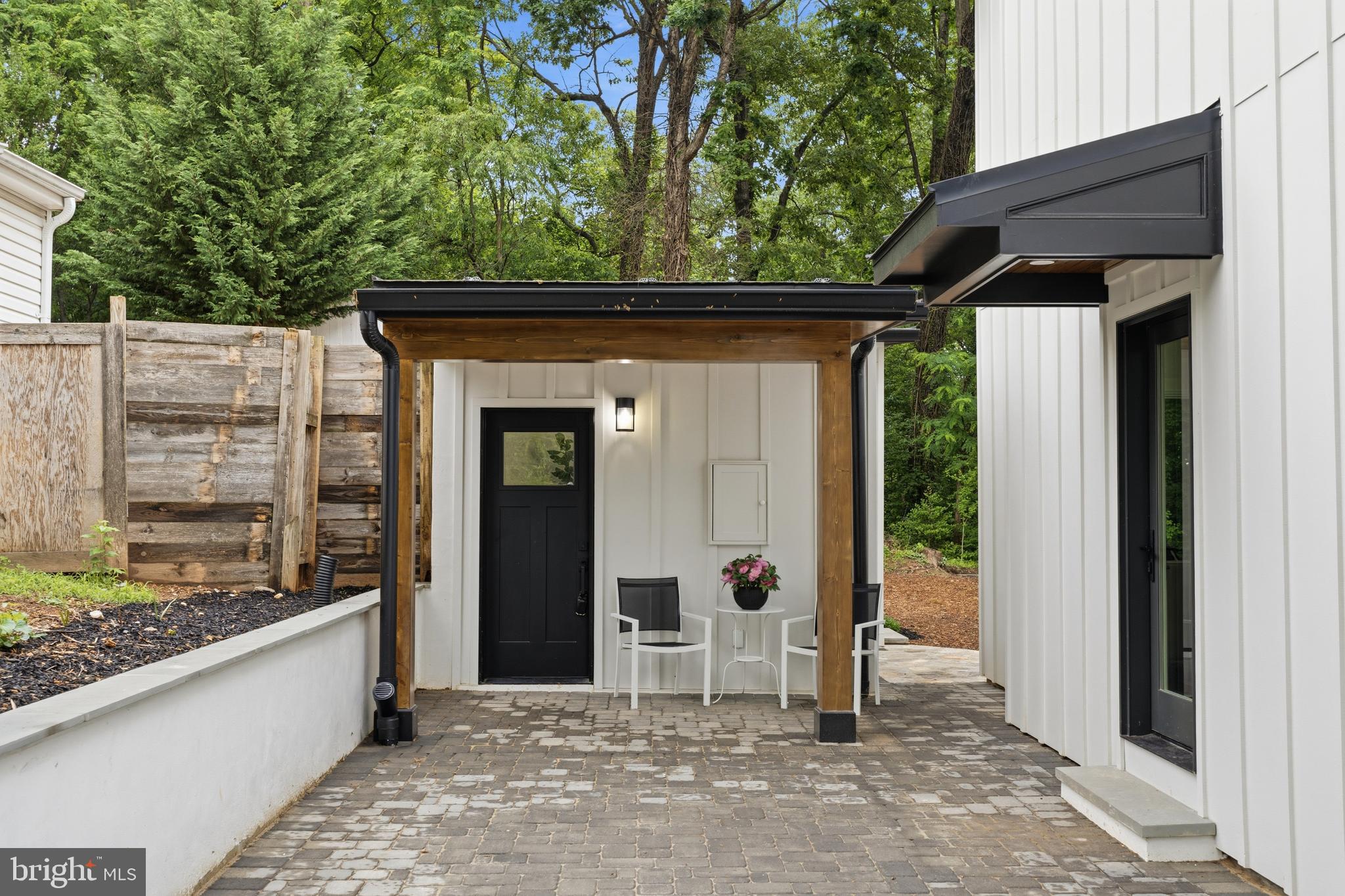 ROCKCREST - Residential