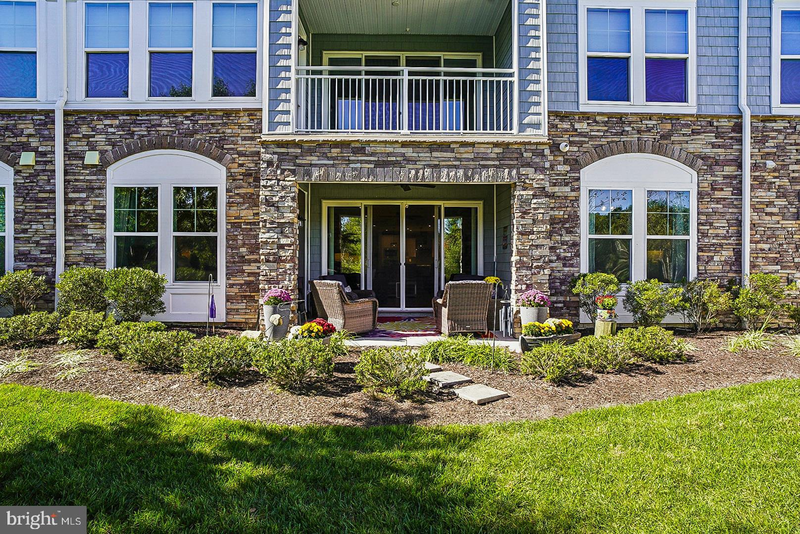 FOUR SEASONS AT KENT ISLAND - Residential
