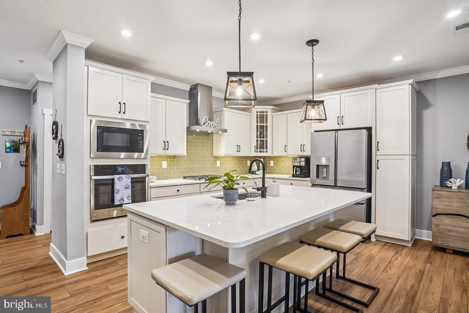FOUR SEASONS AT KENT ISLAND - Residential