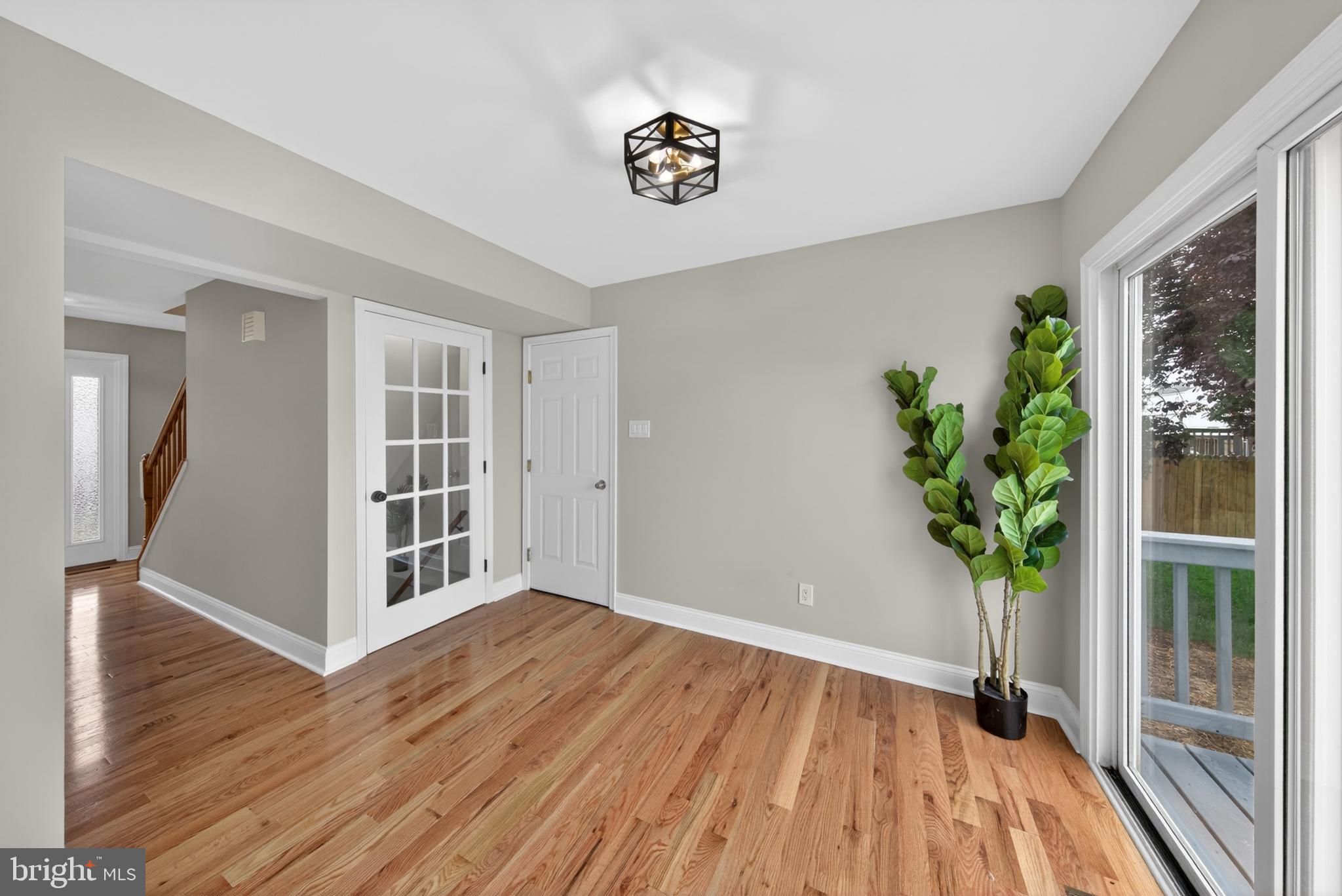 RUTLEDGE II - Residential