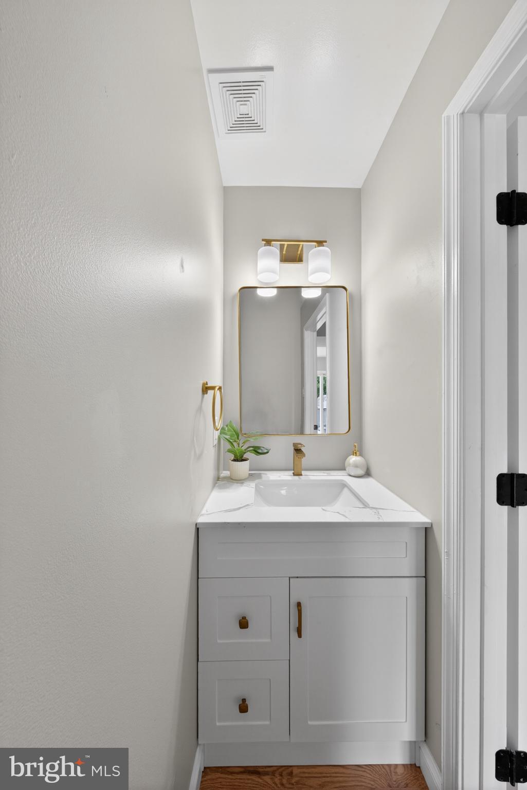 RUTLEDGE II - Residential
