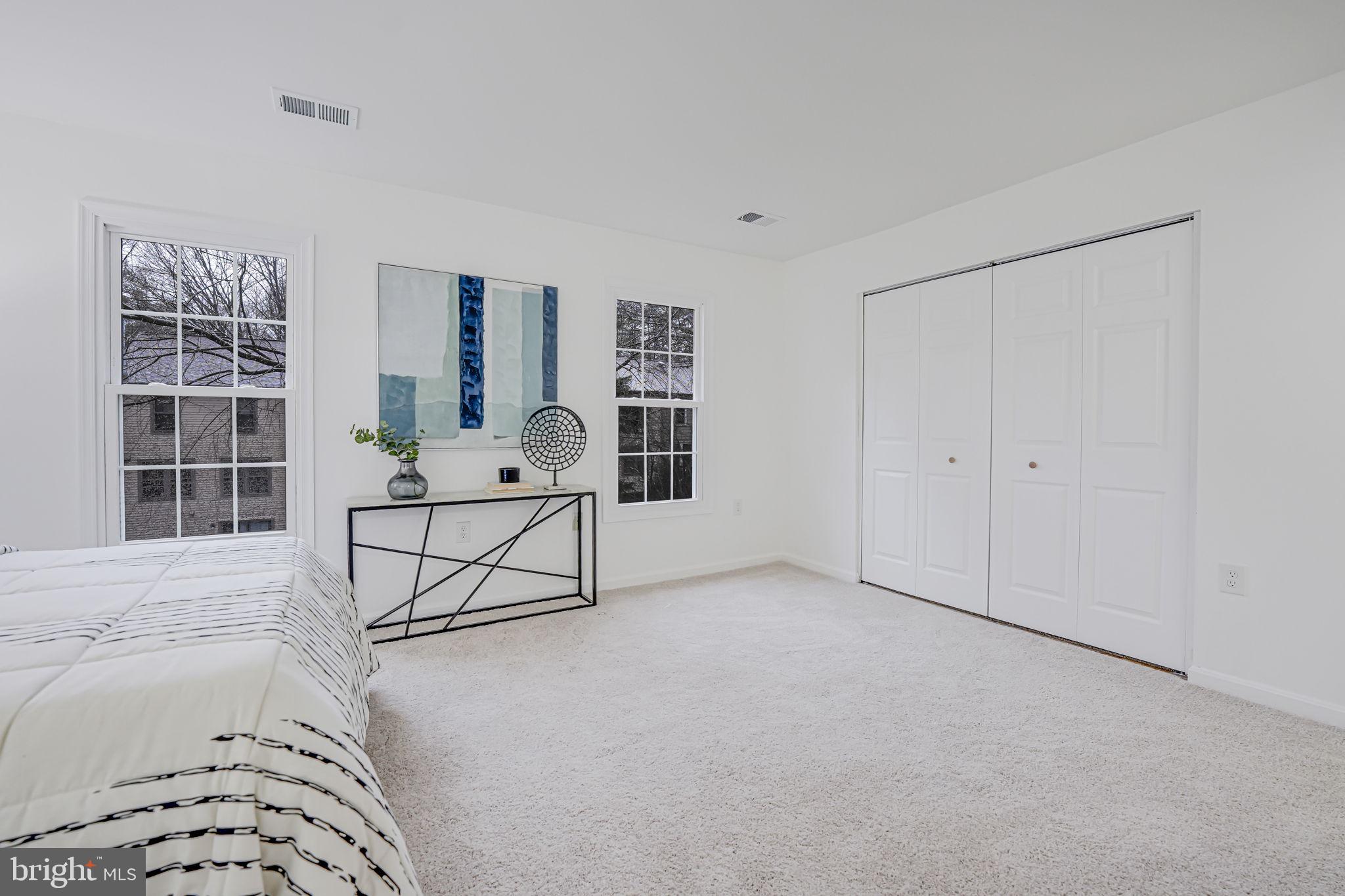 COLONY PARK - Residential