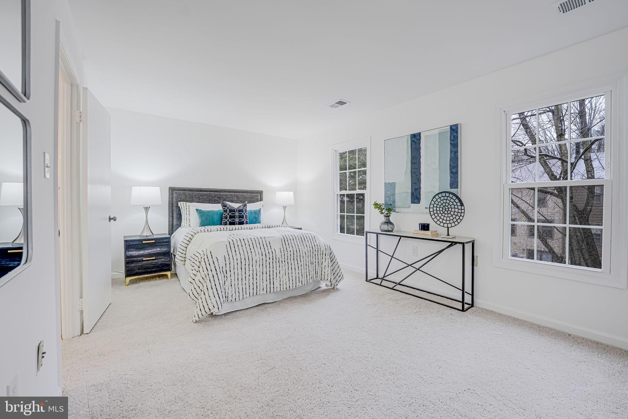 COLONY PARK - Residential