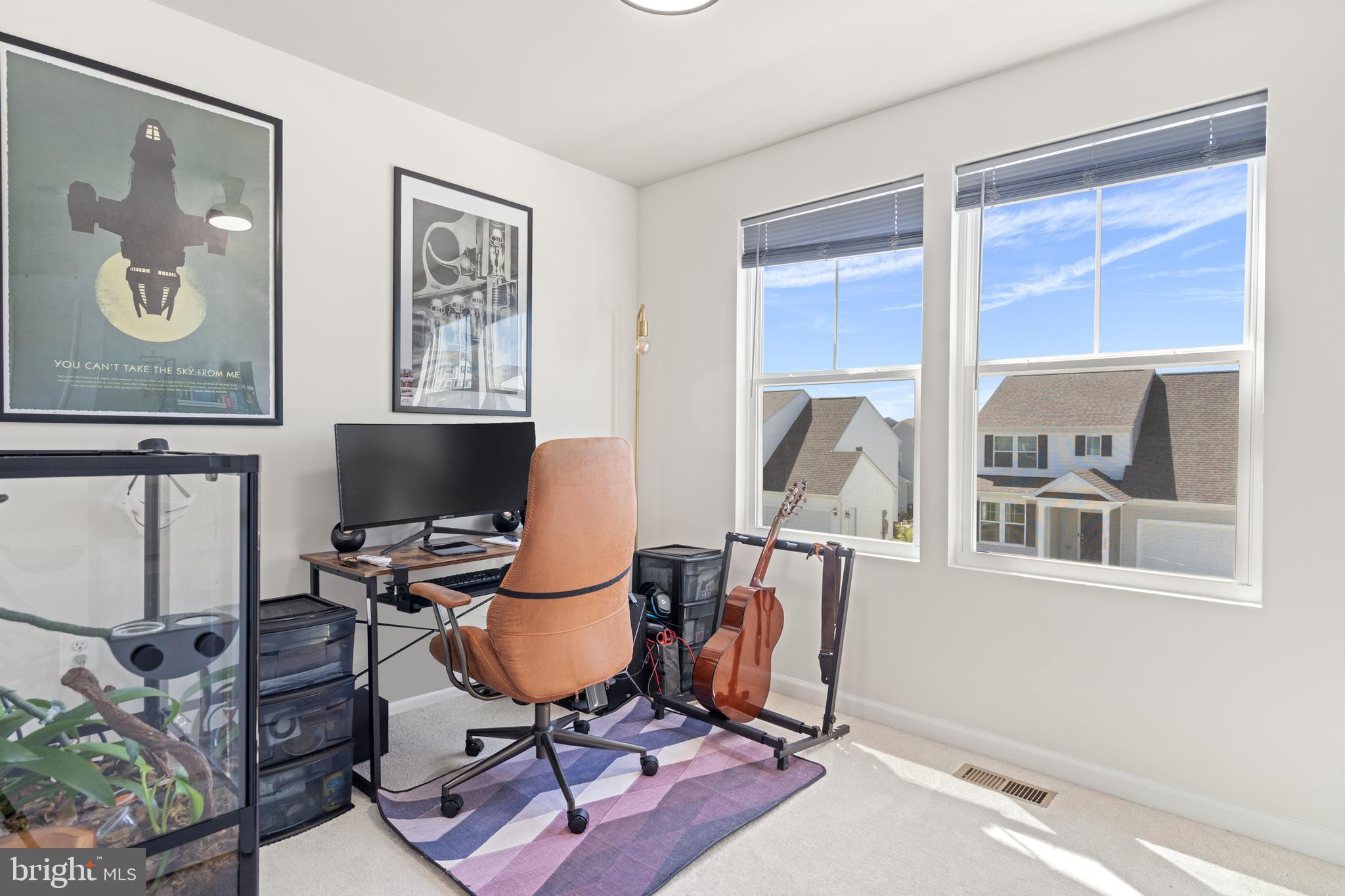 PRESIDENTS POINTE - Residential