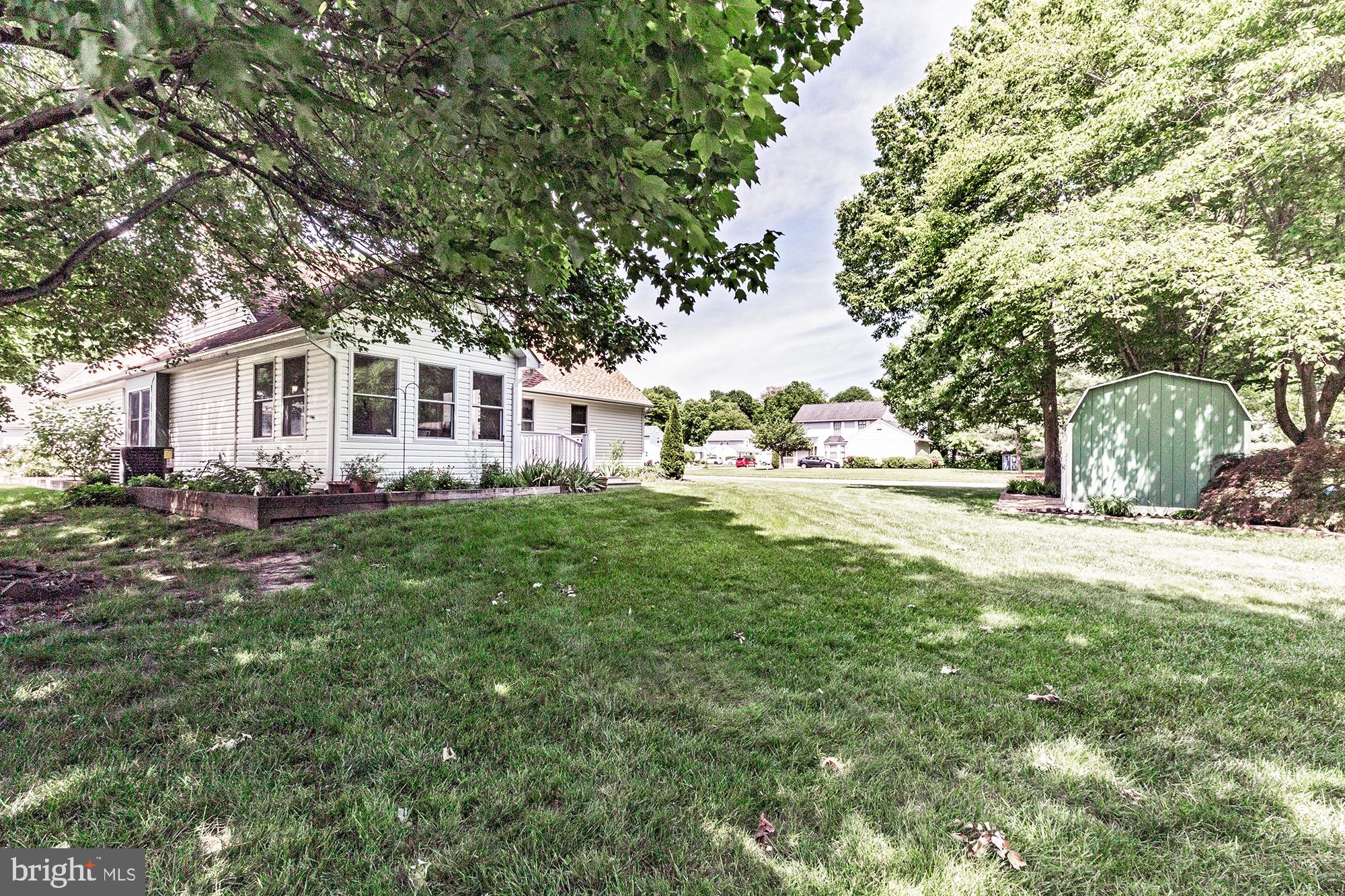 WRANGLE HILL ESTATES - Residential