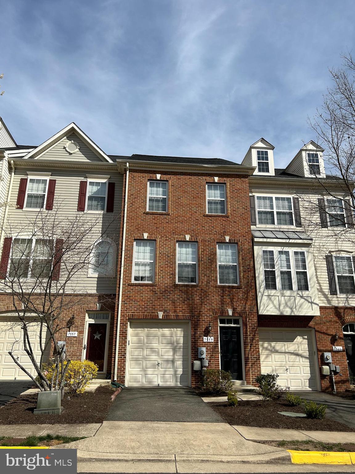 3 Level brick front Townhouse, with open Flooring Plan, high ceilings in living room and dining room, sun light filled kitchen, leads to the opening deck on main level, one bedroom with a full bathroom on the first level, With Fenced back Yard 
3 bedrooms with 2 full bathrooms on the upper level. 1 car garage. Available June 1st