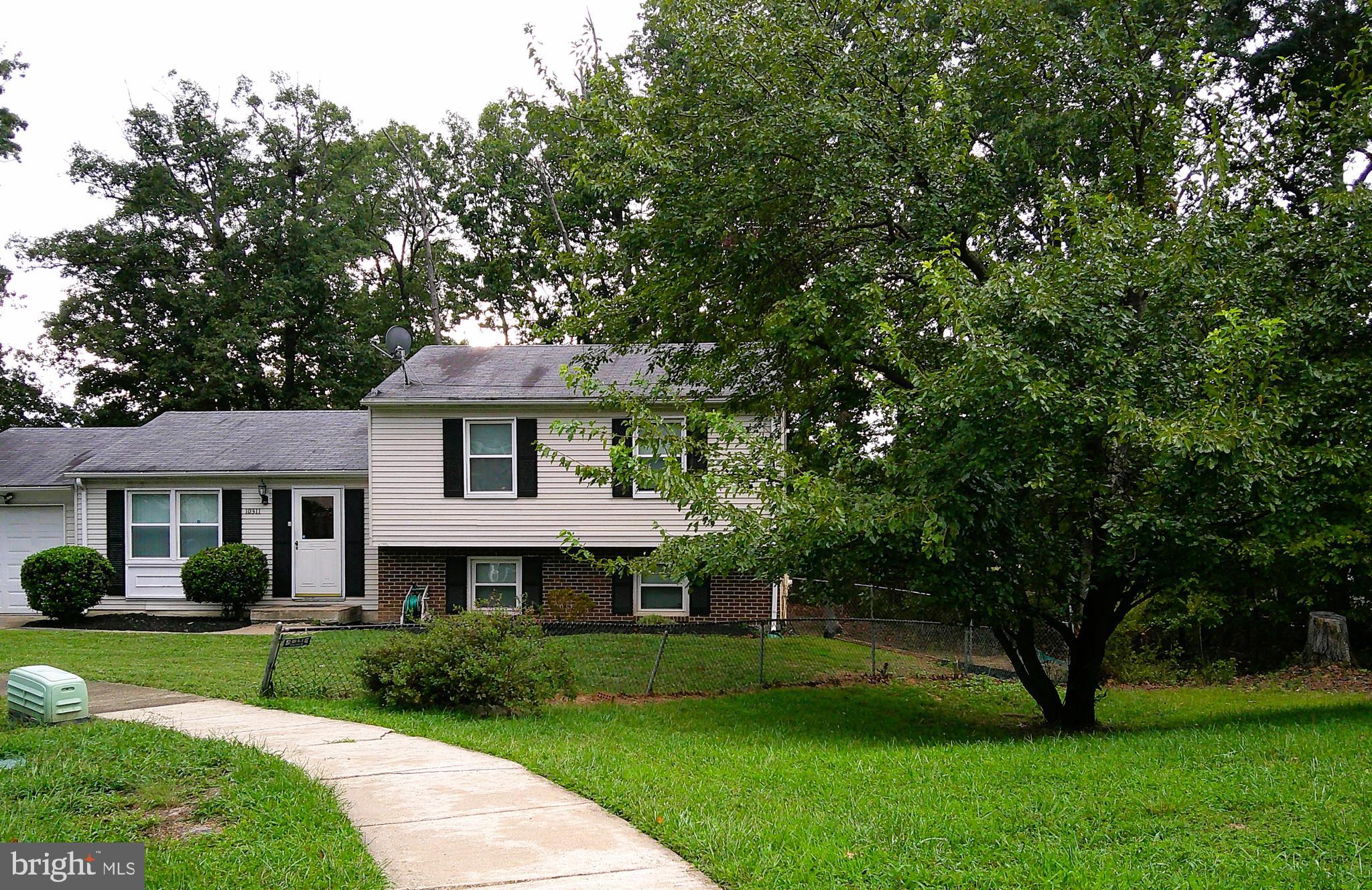 OLD FORT HILLS - Residential