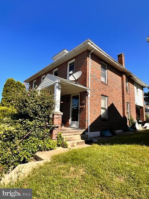 For comp purposes only. Sold off-market. Property in need of renovation.