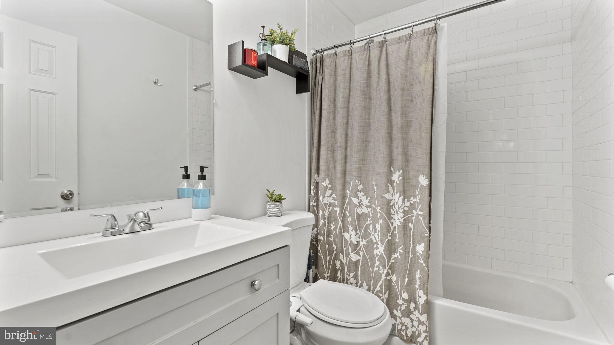 EASTERN VIEW - Residential Lease