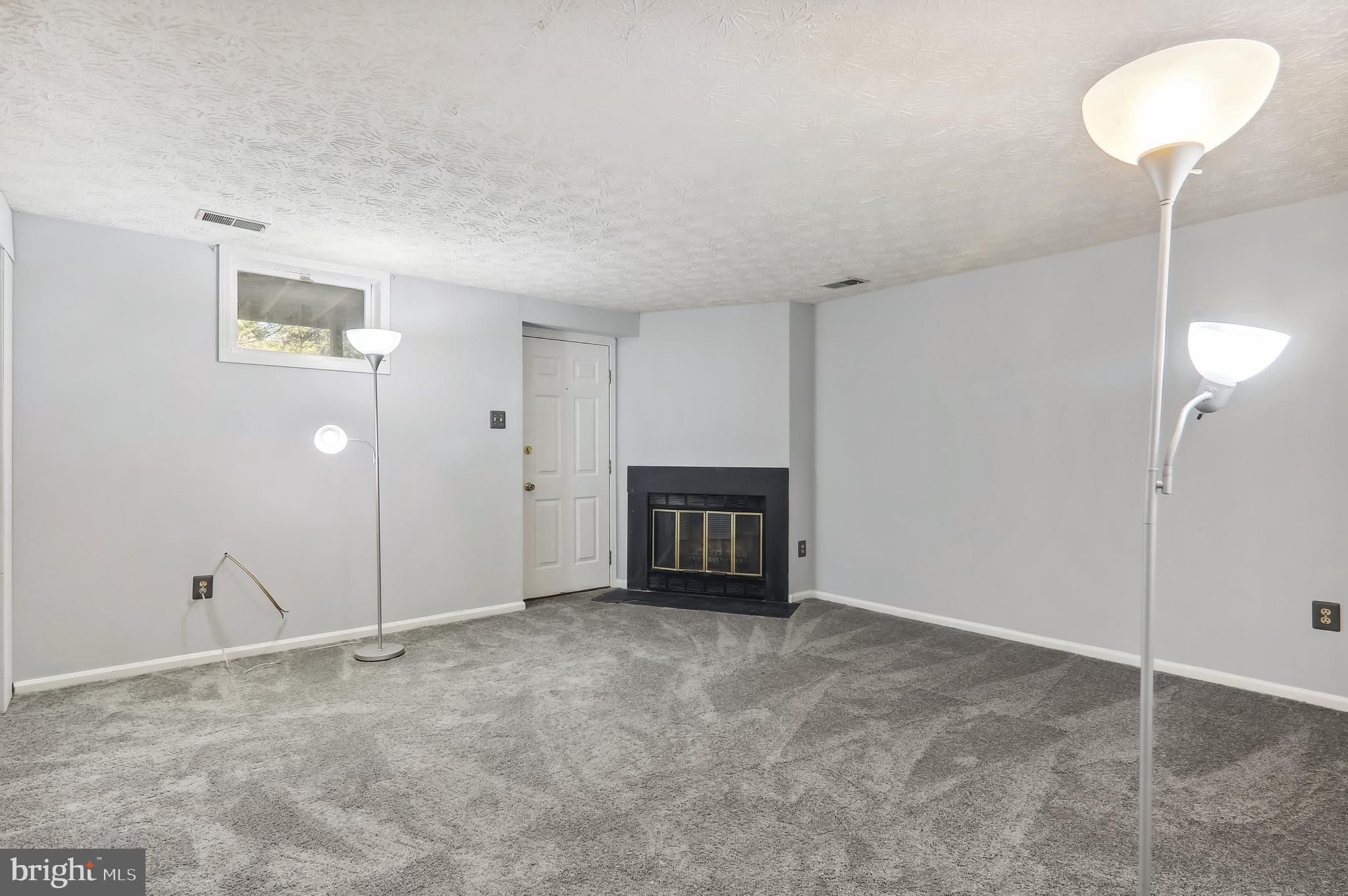 CALVERTON TOWNES - Residential
