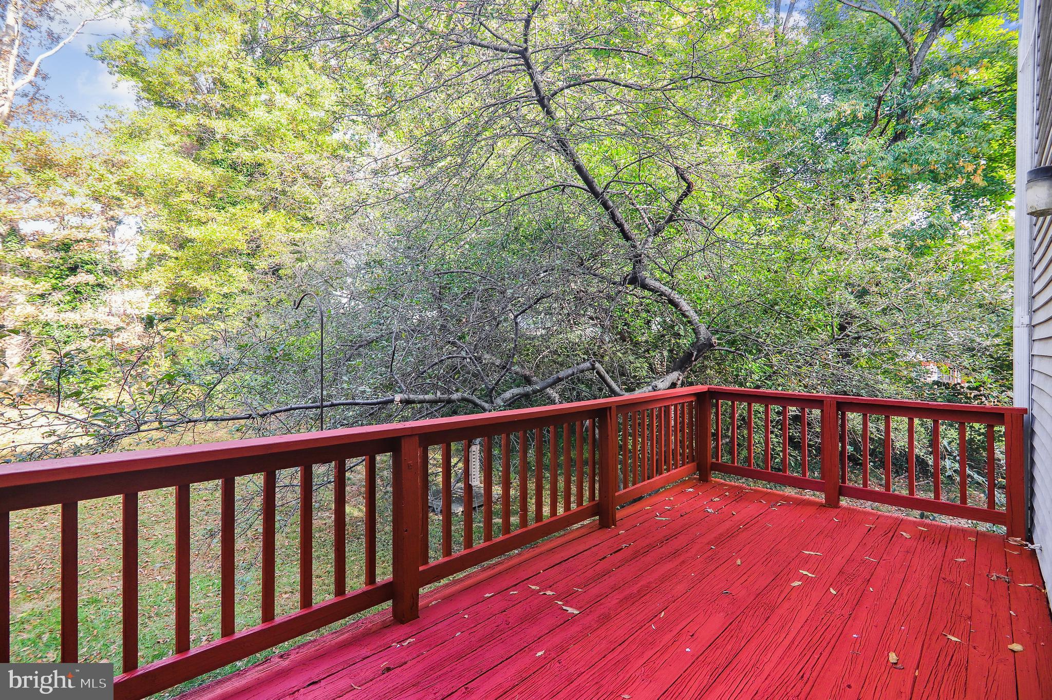 CALVERTON TOWNES - Residential